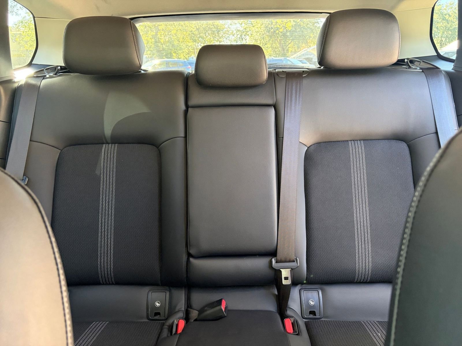 Thumbnail: 2025 Mazda CX-50 - 32