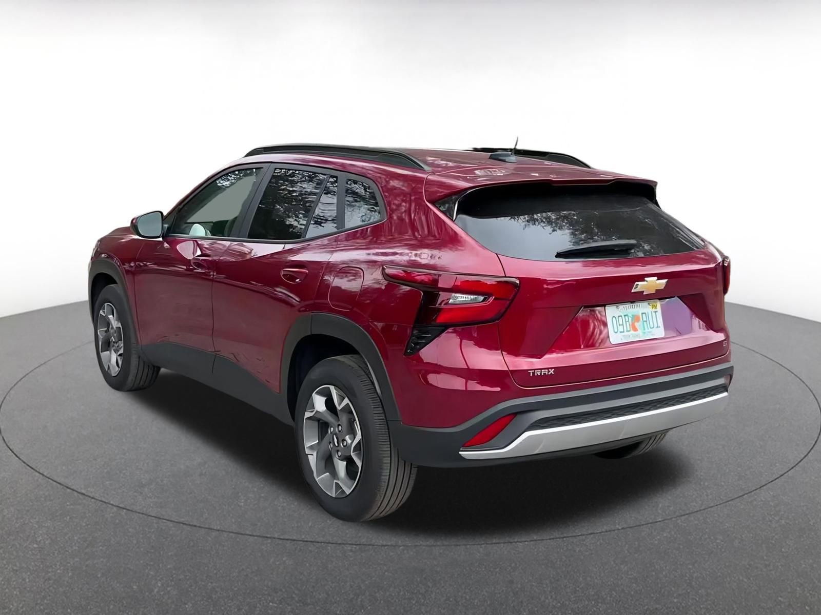 Thumbnail: 2025 Chevrolet Trax - 11