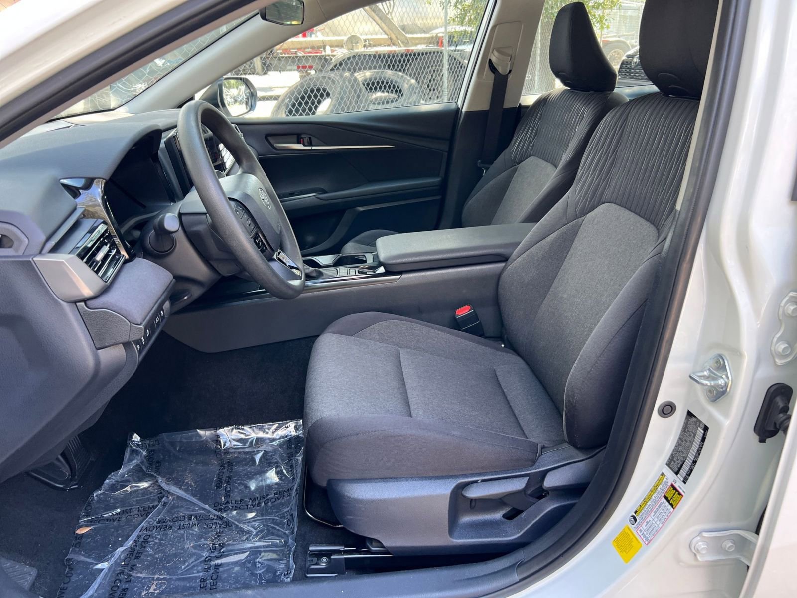 Thumbnail: 2025 Toyota Camry - 21