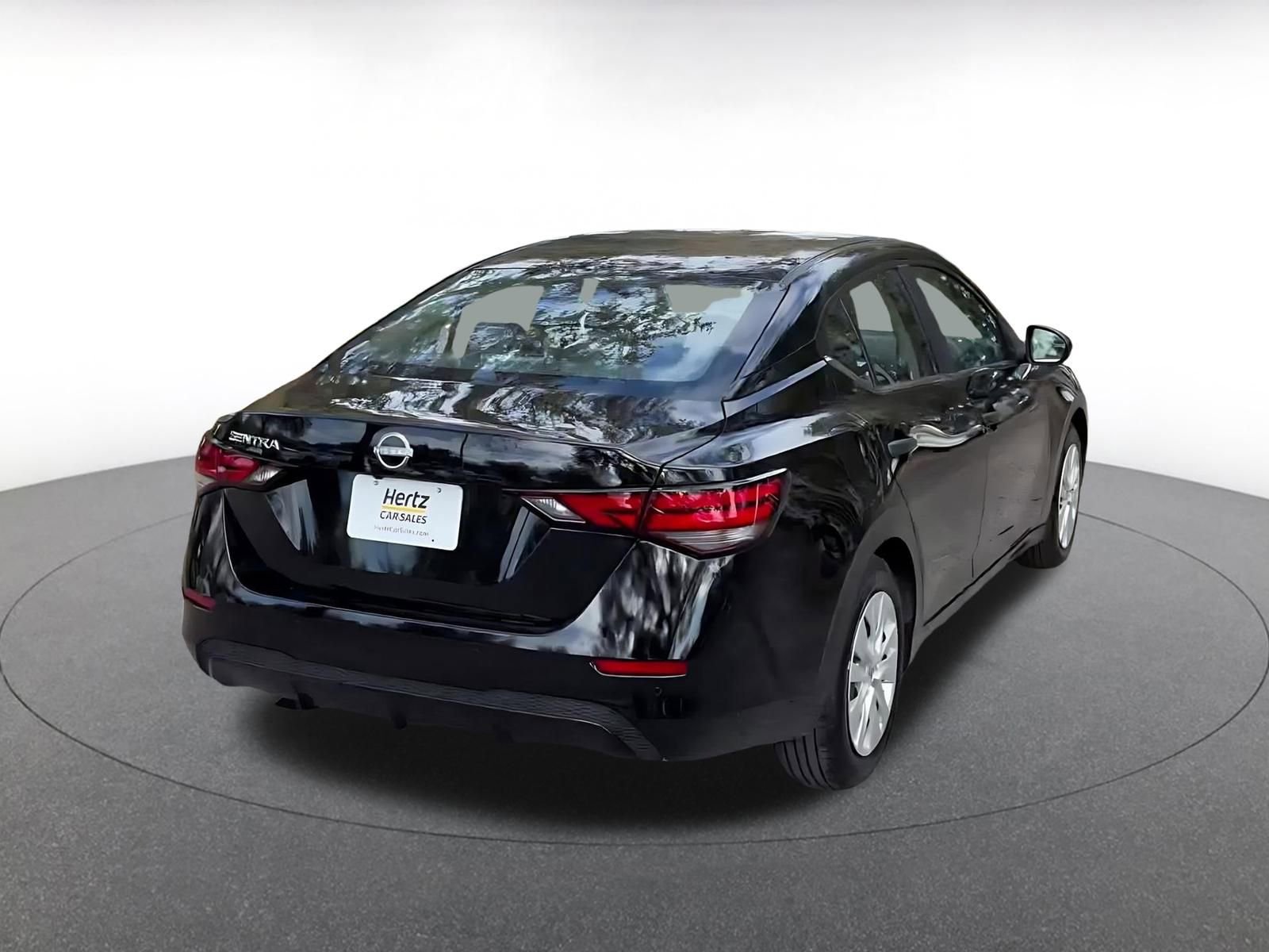 Thumbnail: 2025 Nissan Sentra - 14