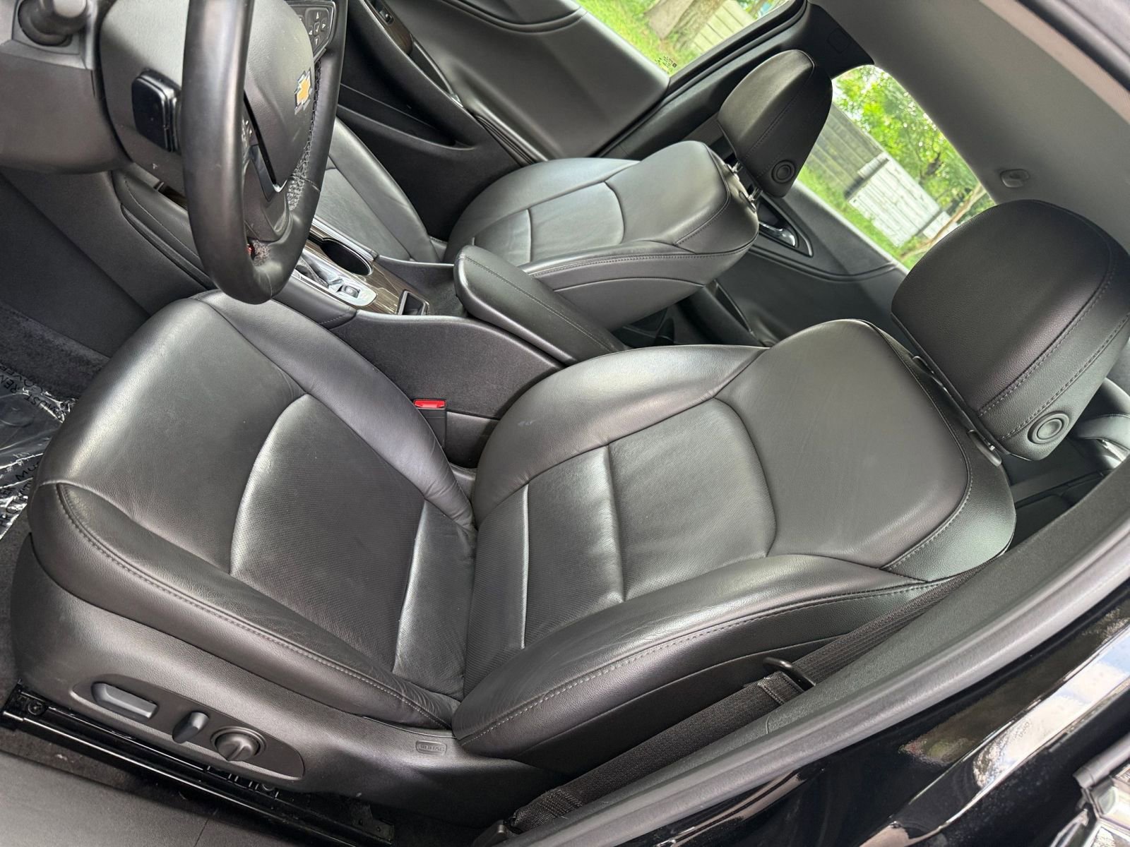 Thumbnail: 2024 Chevrolet Malibu - 21