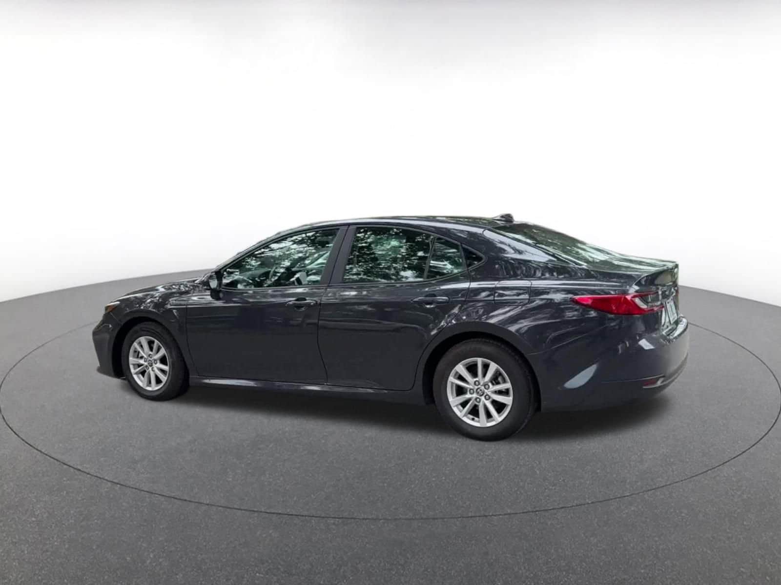 Thumbnail: 2025 Toyota Camry - 10