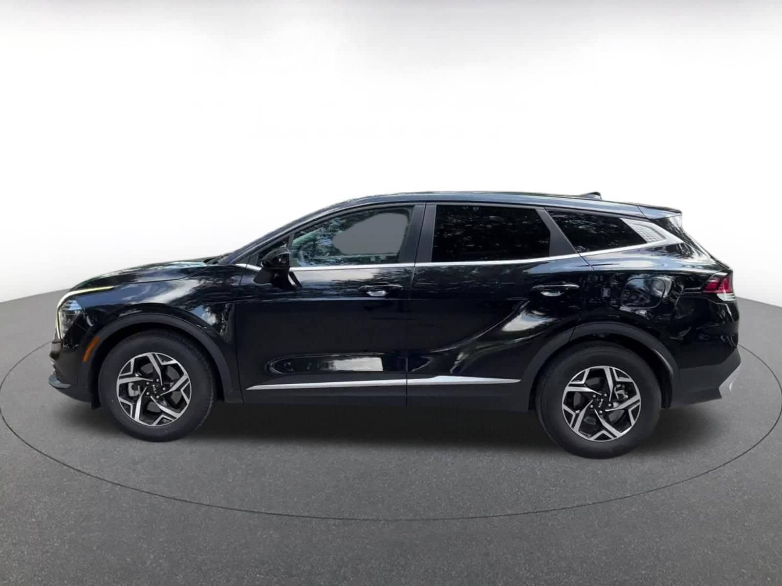 Thumbnail: 2025 Kia Sportage - 9