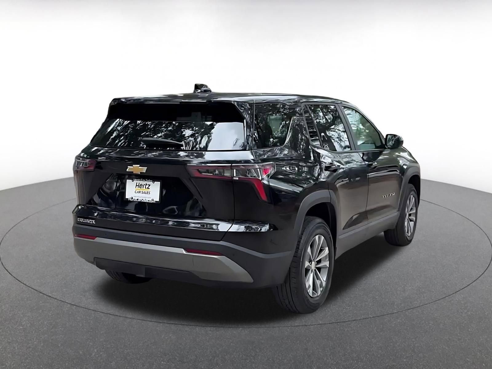 Thumbnail: 2025 Chevrolet Equinox - 16