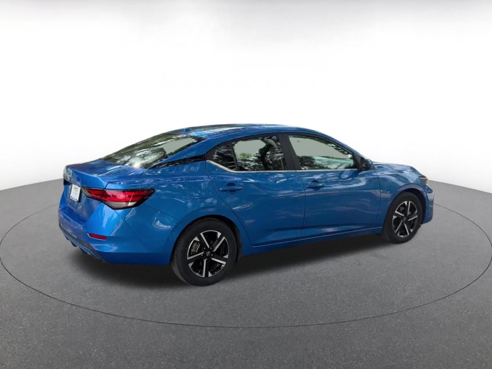 Thumbnail: 2025 Nissan Sentra - 15
