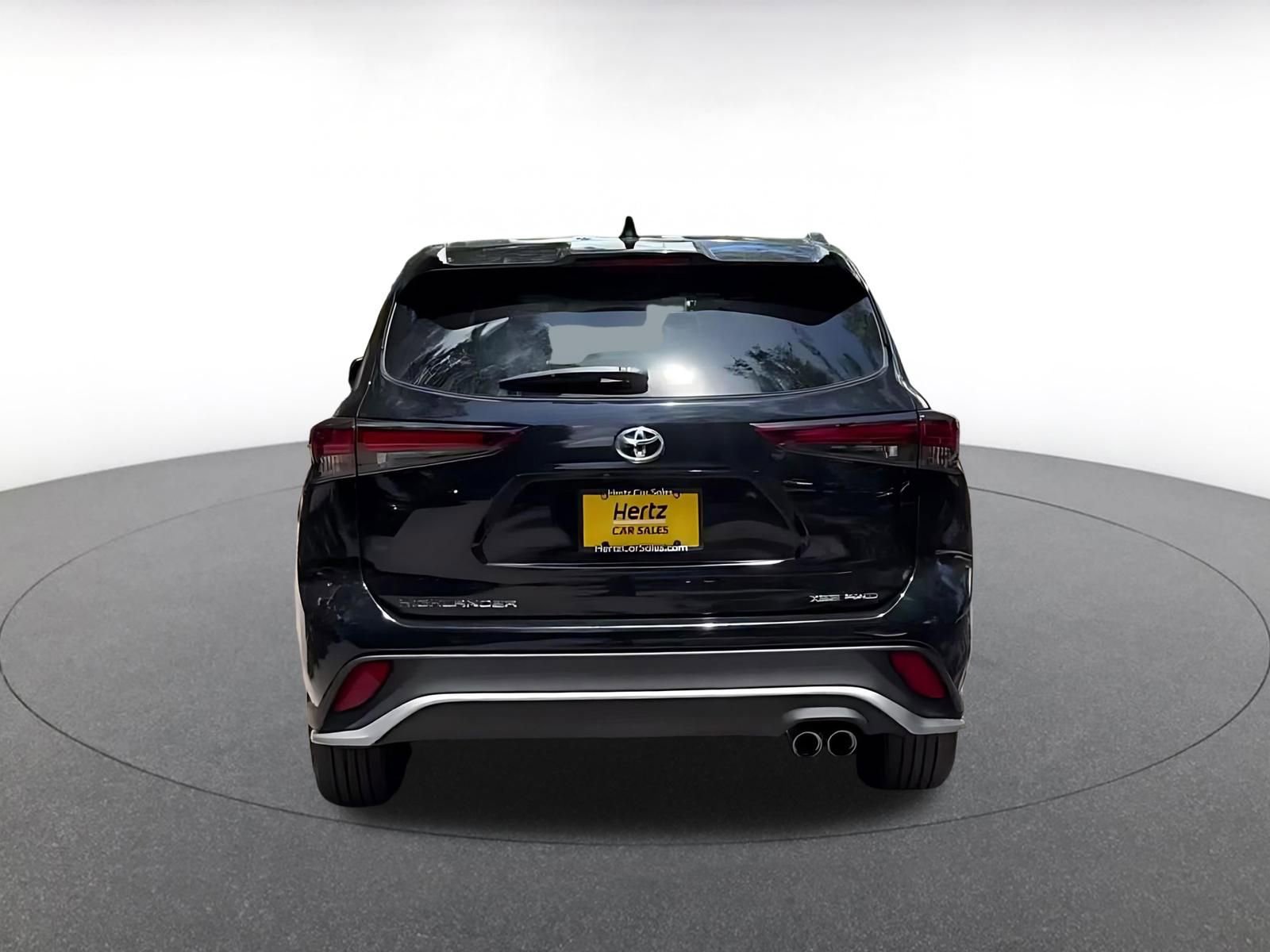 Thumbnail: 2025 Toyota Highlander - 12