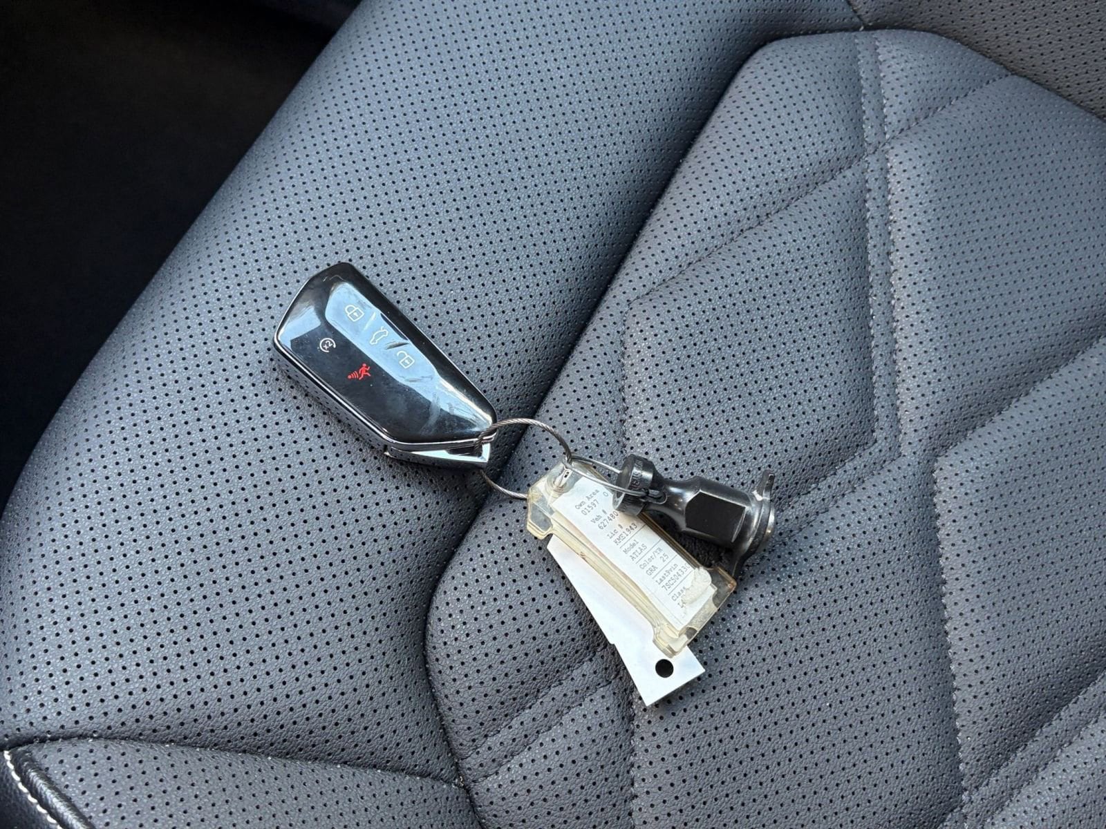 Thumbnail: 2025 Volkswagen Atlas - 21