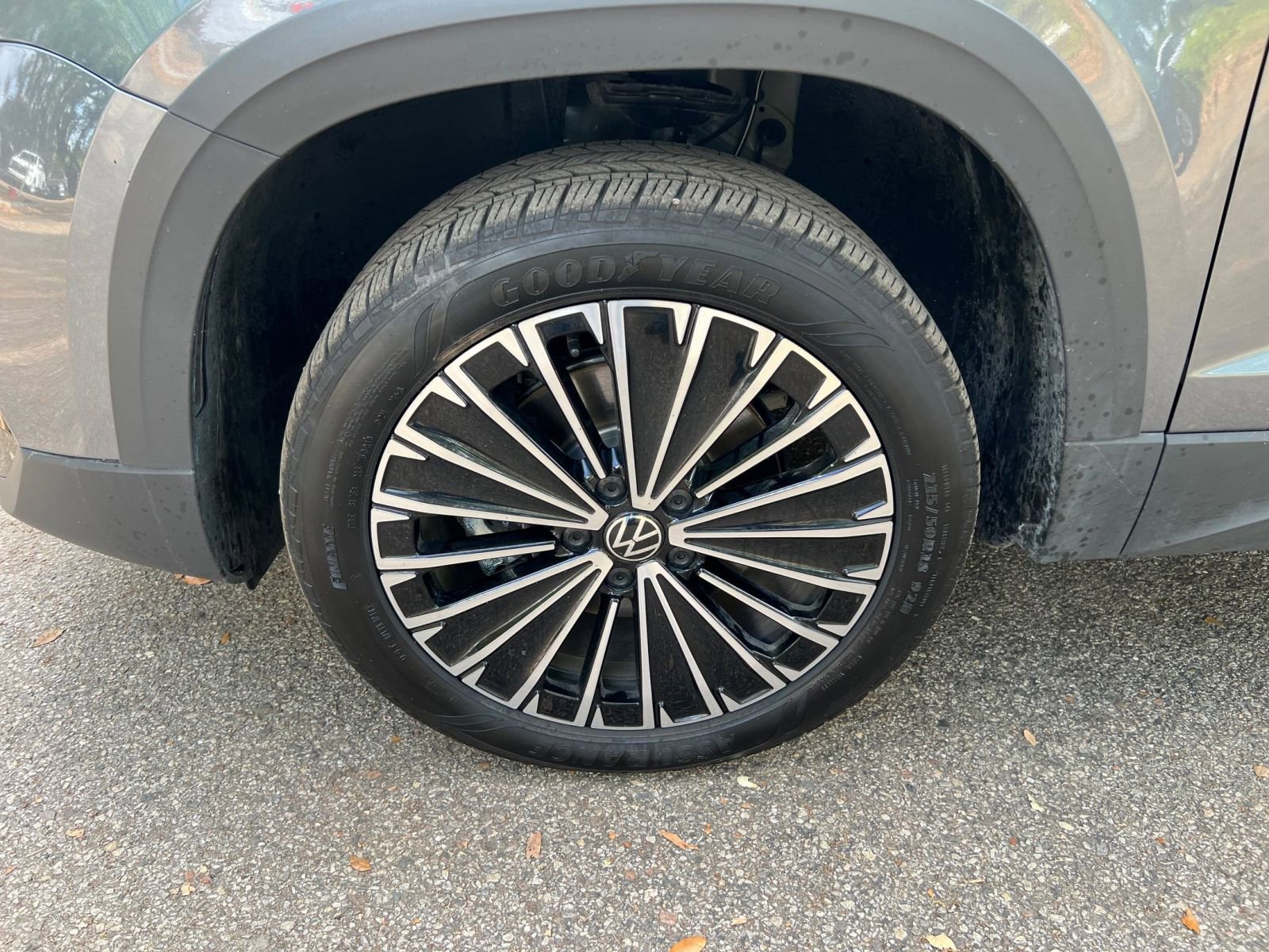 Thumbnail: 2025 Volkswagen Taos - 31