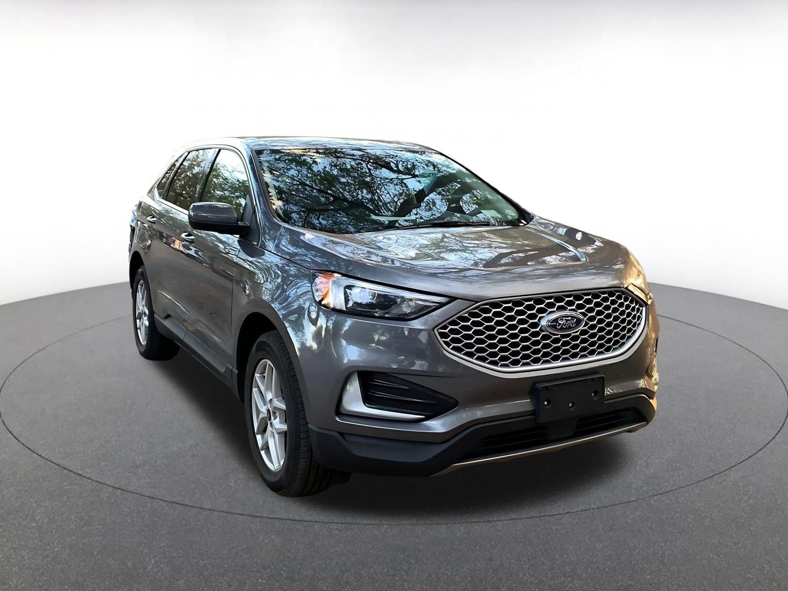 Thumbnail: 2024 Ford Edge - 1