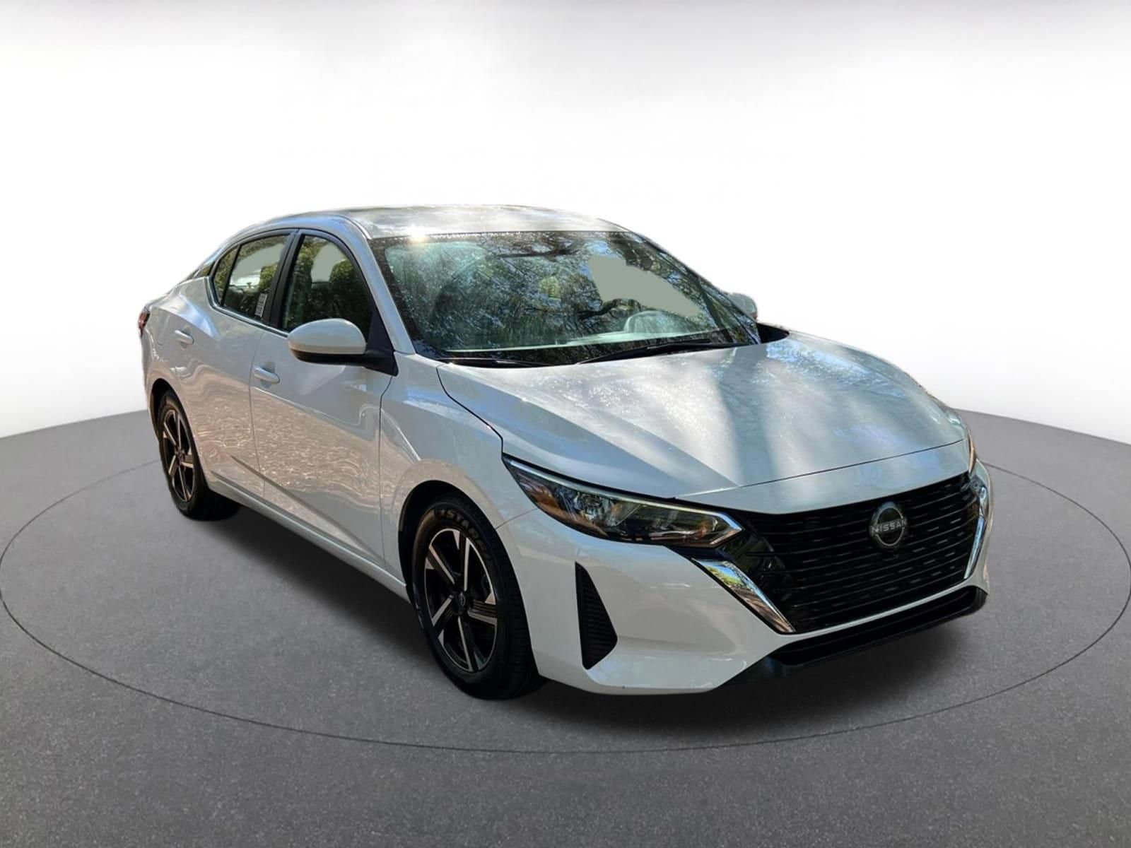 Thumbnail: 2025 Nissan Sentra - 1