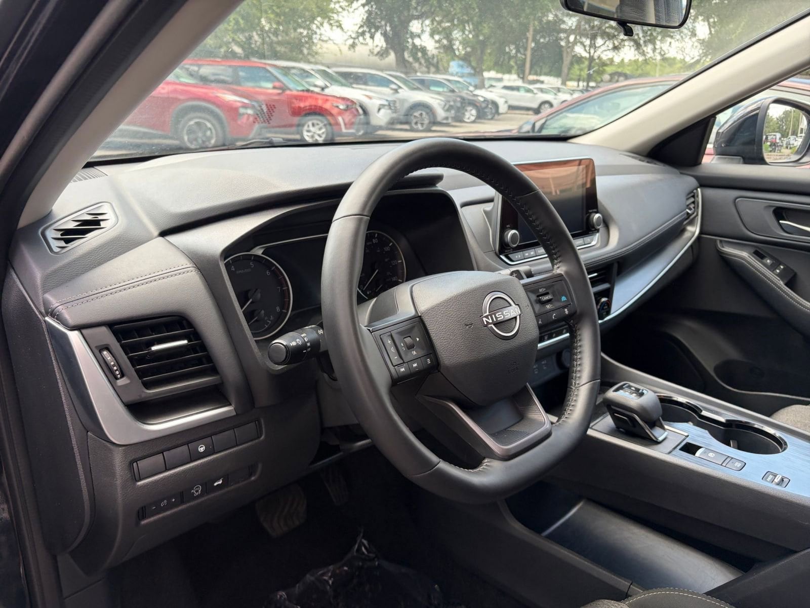 Thumbnail: 2025 Nissan Rogue - 35
