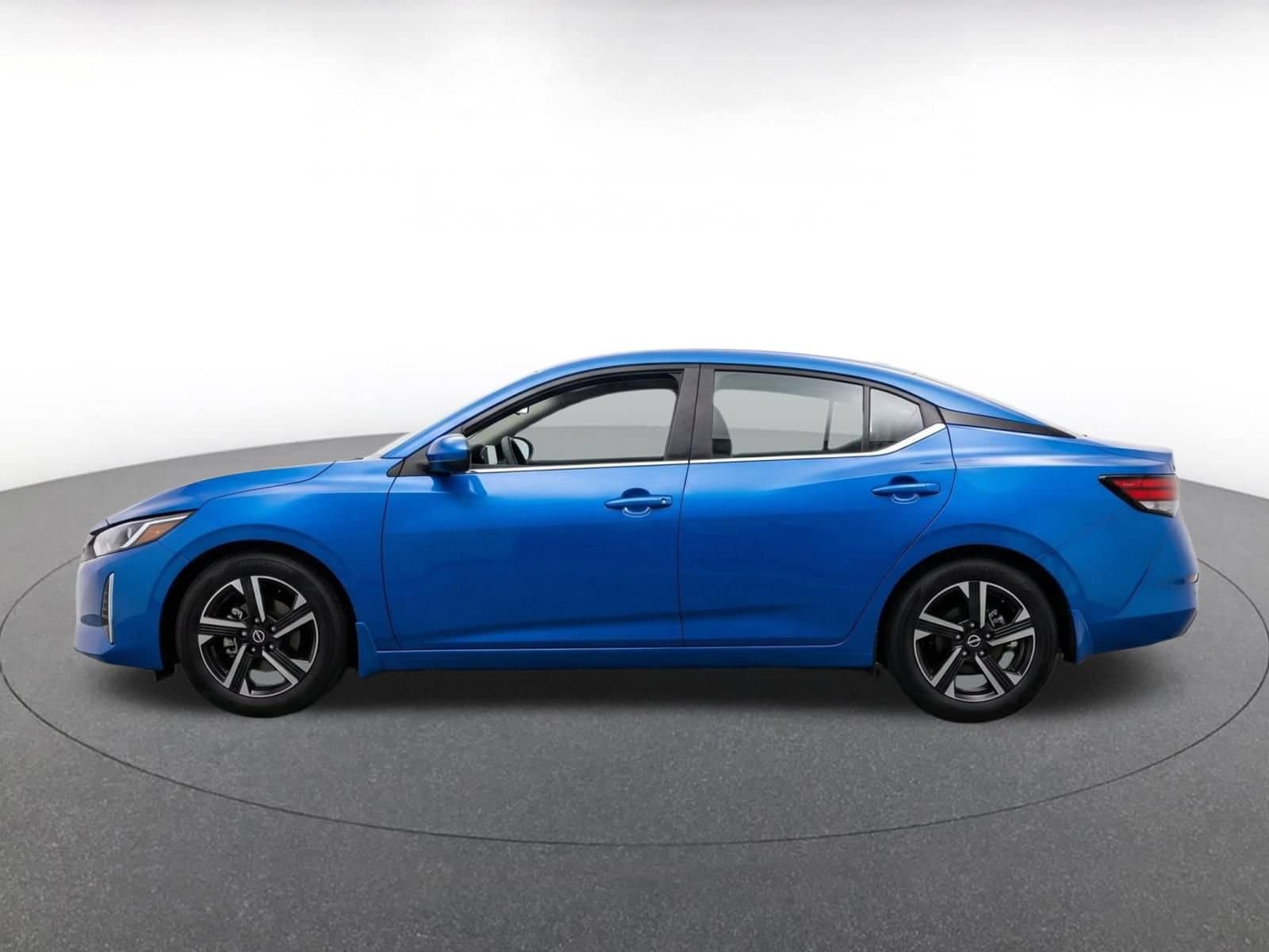 Thumbnail: 2025 Nissan Sentra - 4
