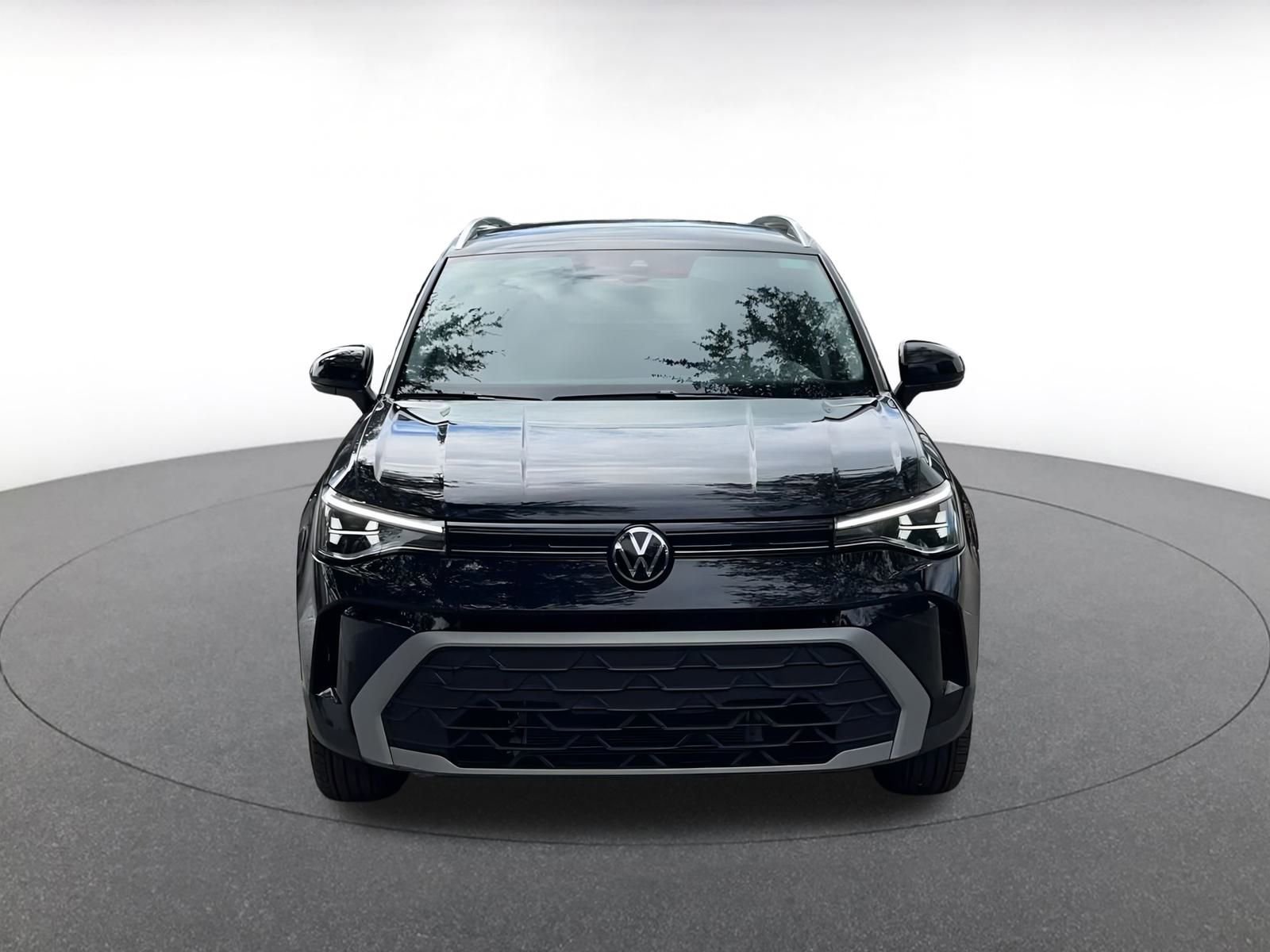 Thumbnail: 2025 Volkswagen Taos - 4