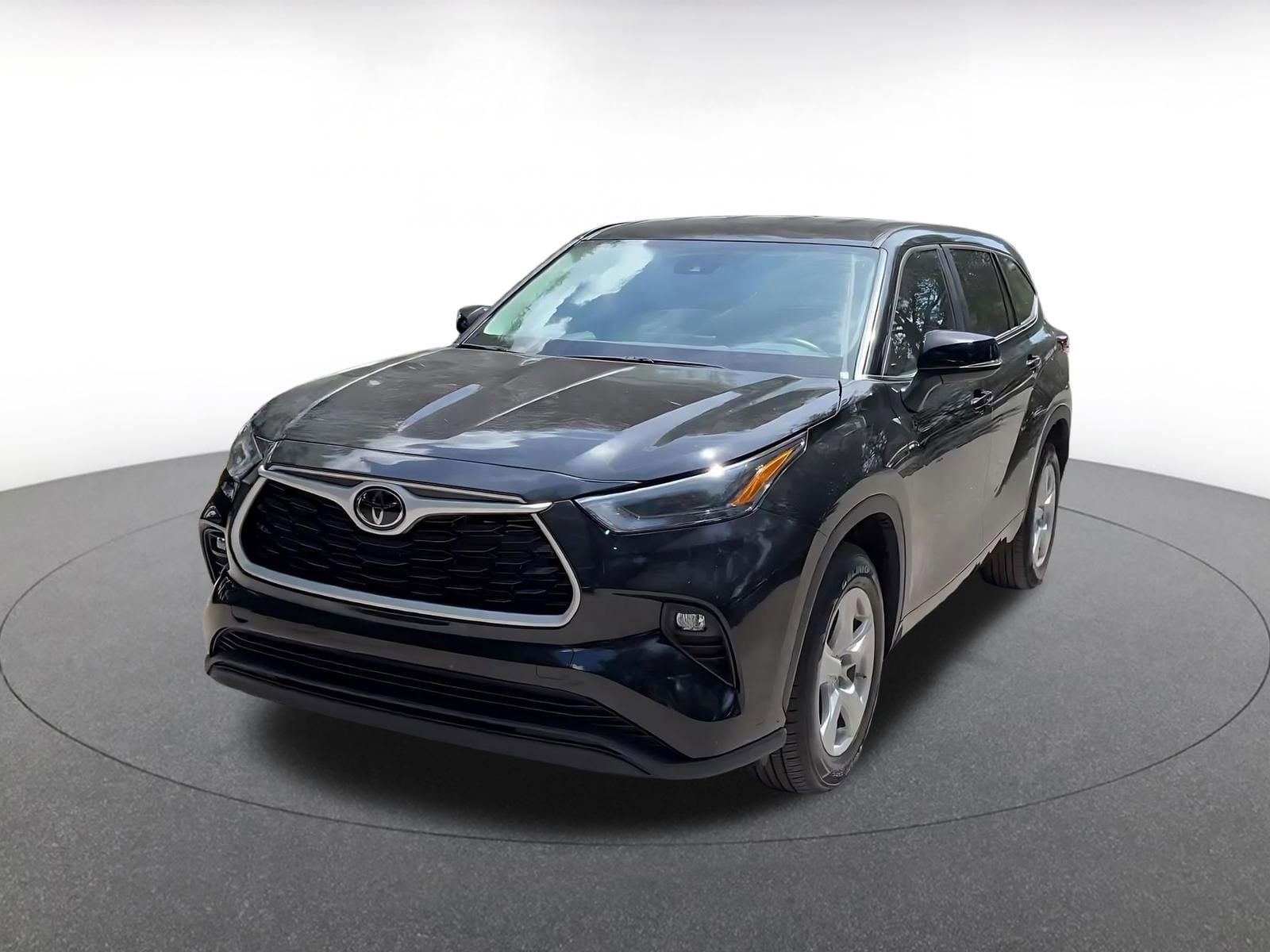 Thumbnail: 2025 Toyota Highlander - 7