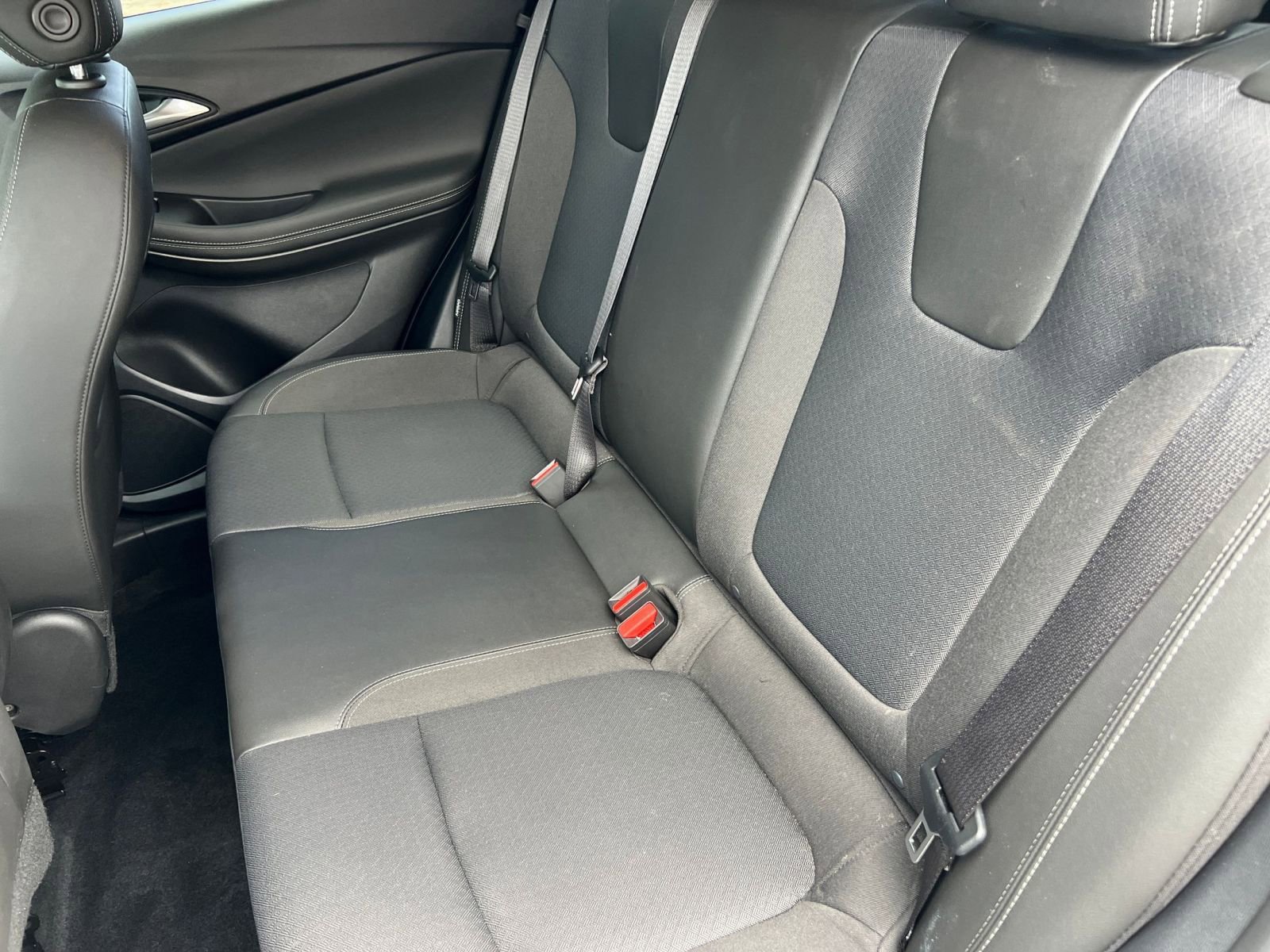 Thumbnail: 2025 Buick Encore GX - 31