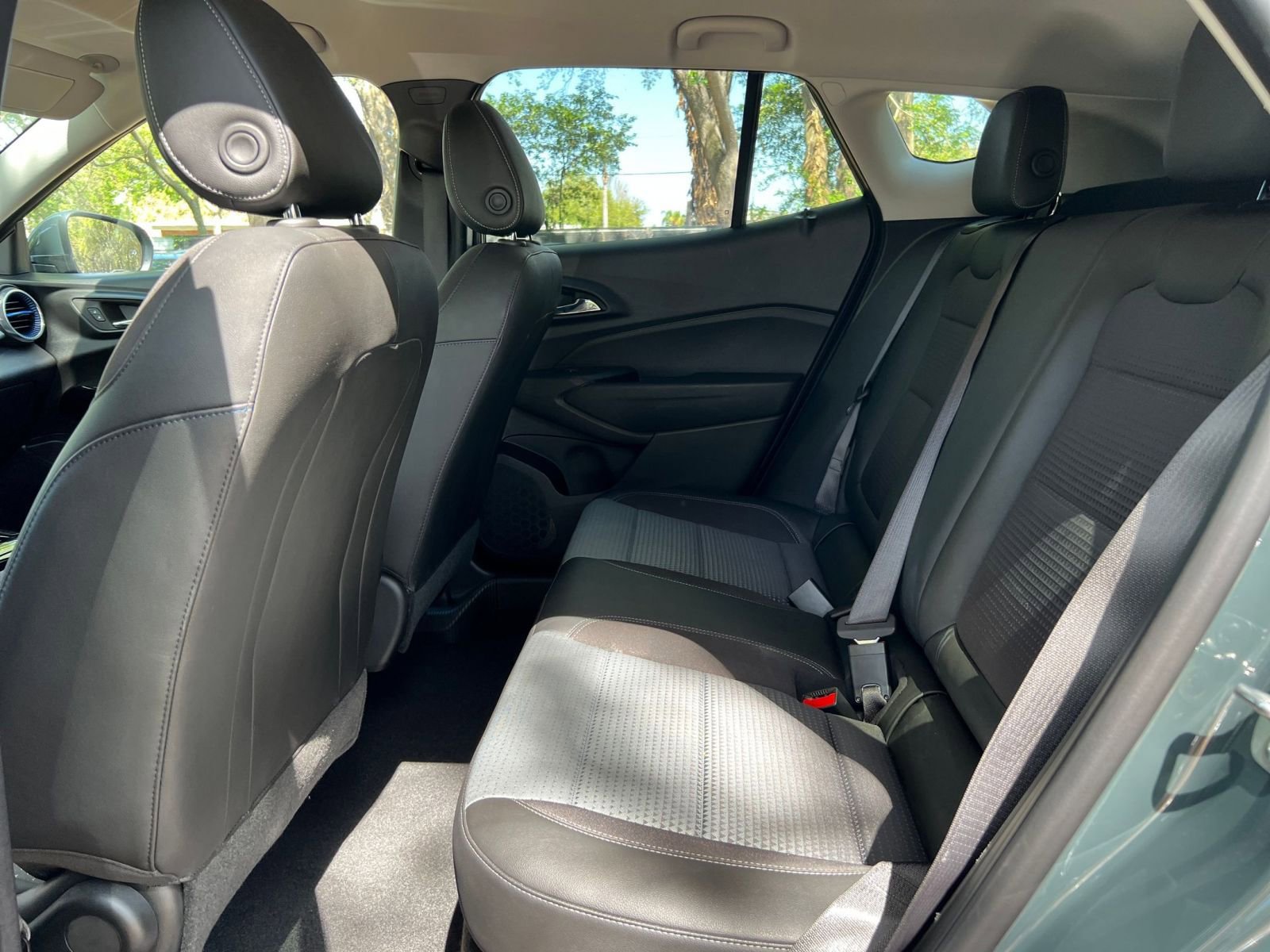 Thumbnail: 2025 Chevrolet Trax - 22