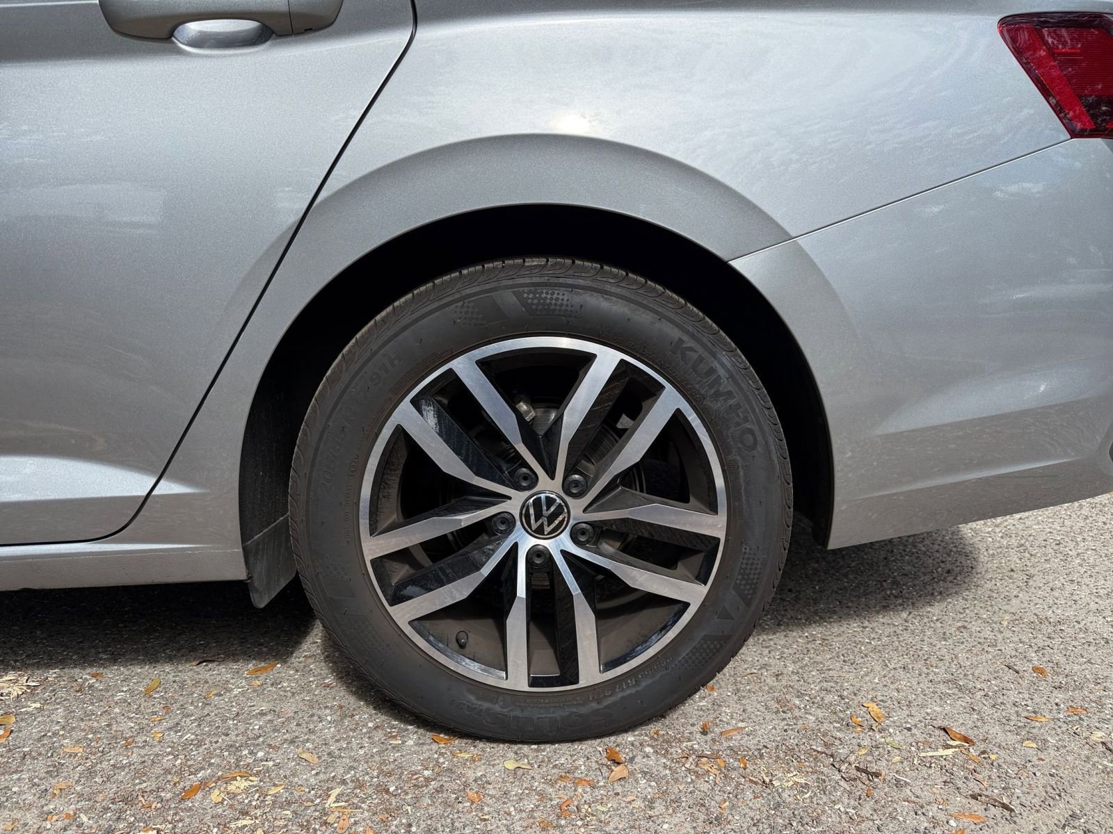 Thumbnail: 2025 Volkswagen Jetta - 23