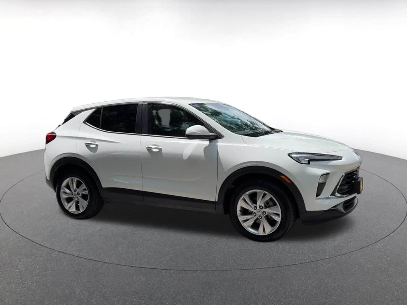 Thumbnail: 2025 Buick Encore GX - 2