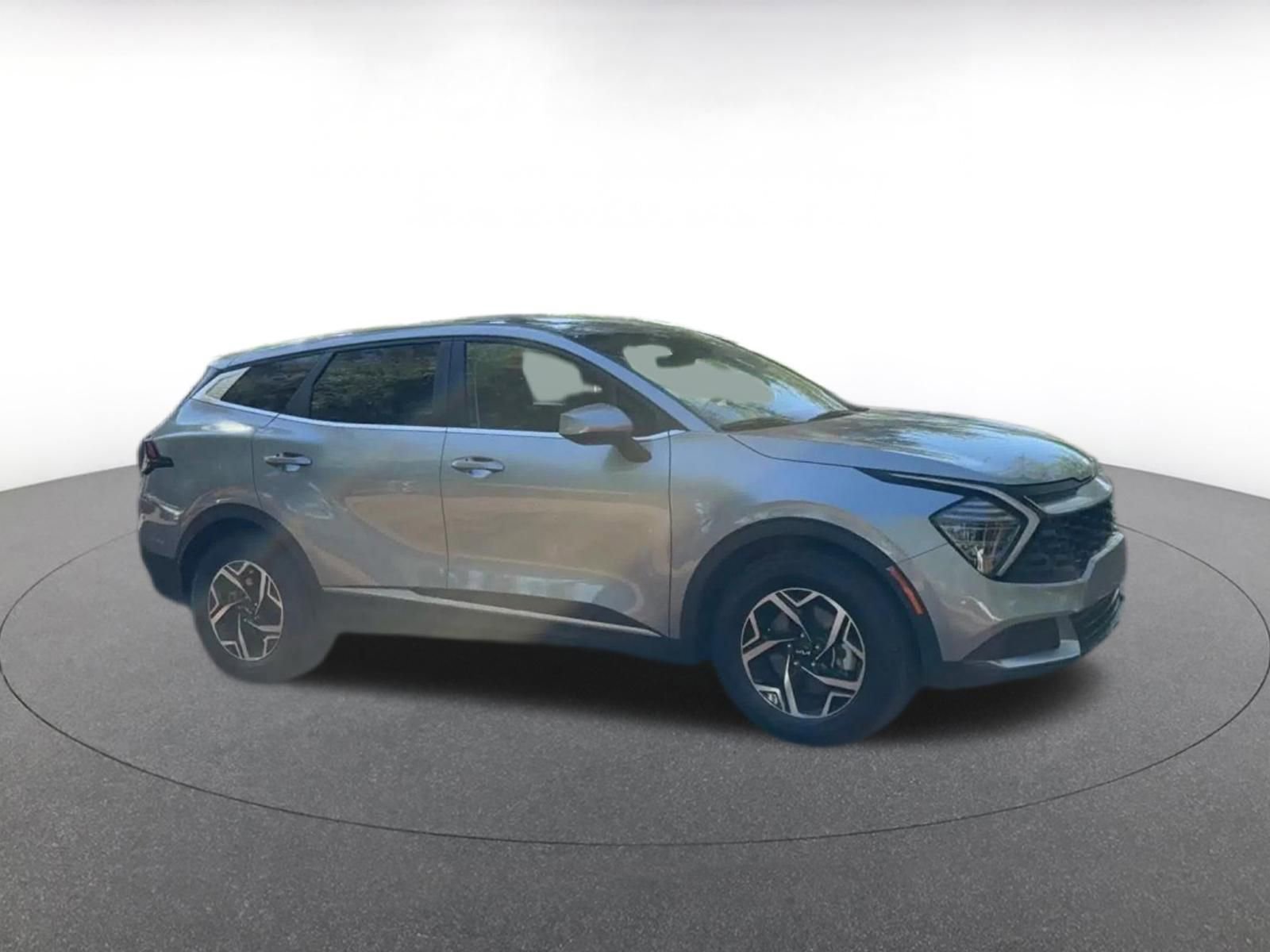 Thumbnail: 2025 Kia Sportage - 2