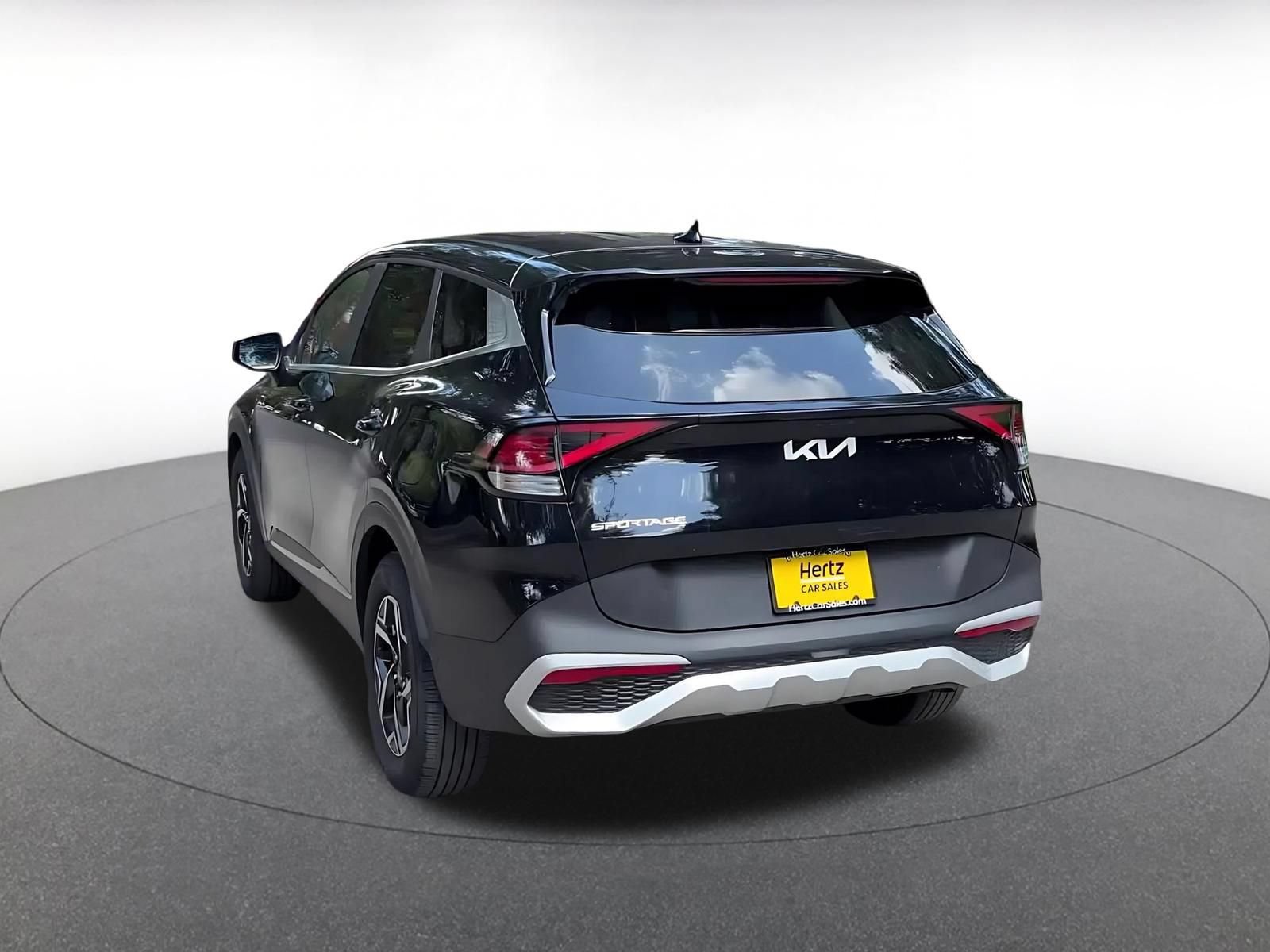 Thumbnail: 2025 Kia Sportage - 9