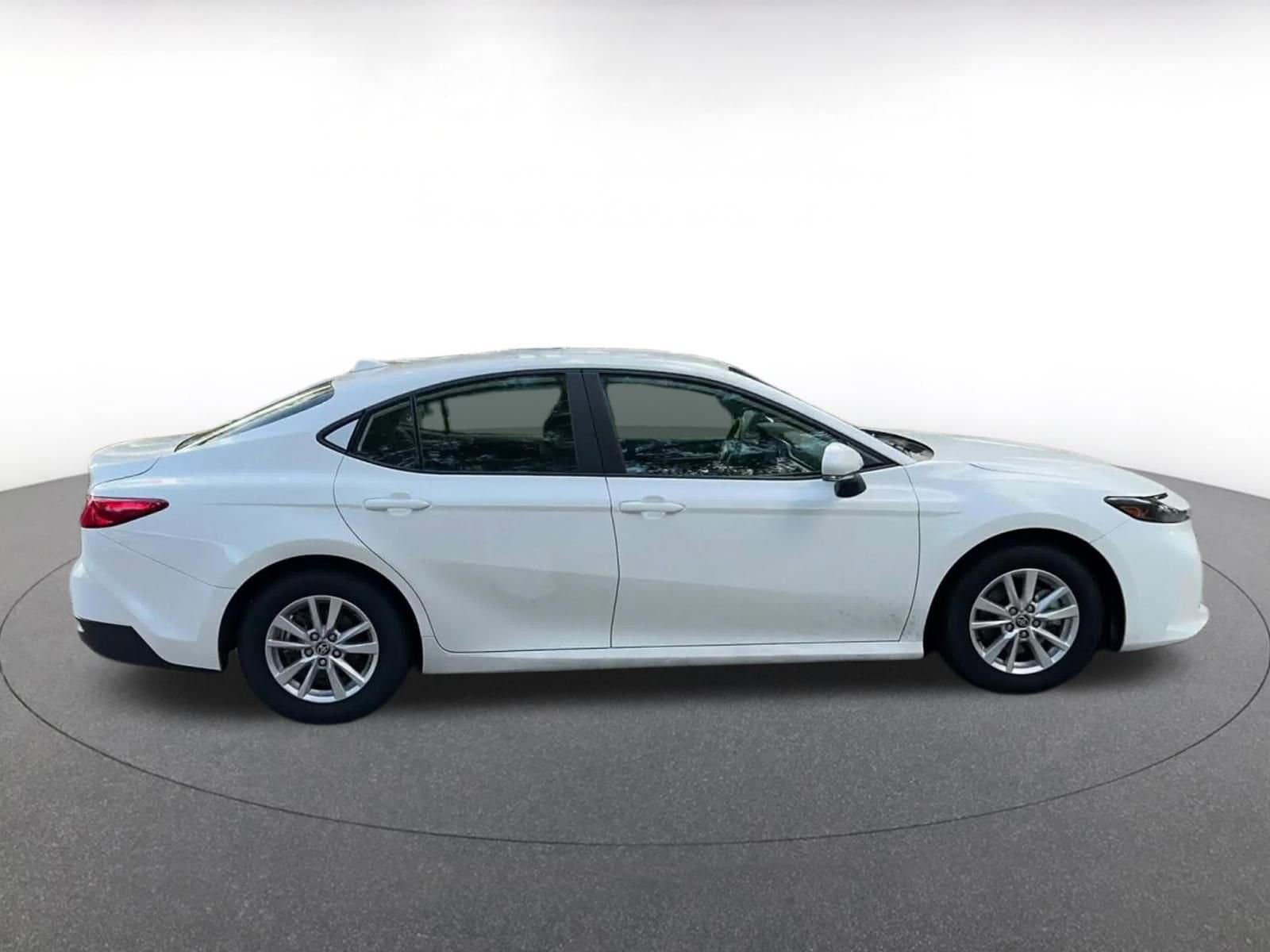 Thumbnail: 2025 Toyota Camry - 16