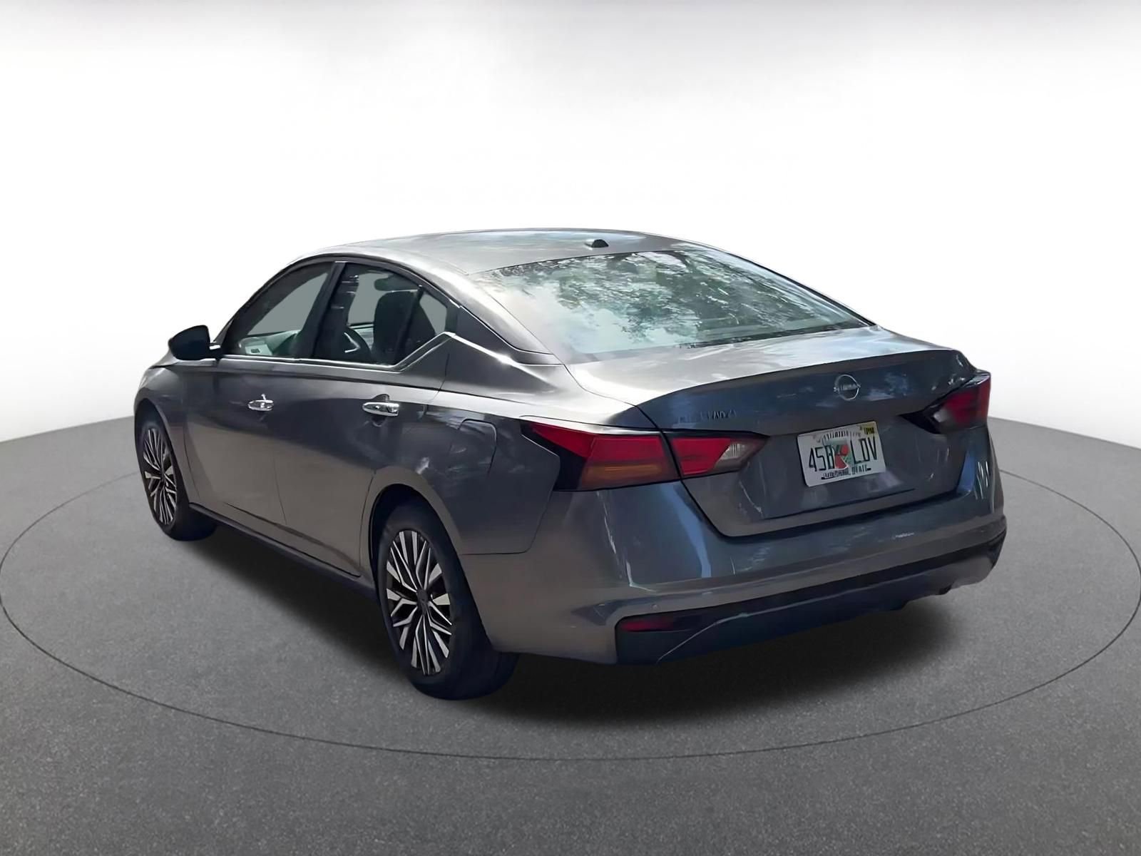 Thumbnail: 2025 Nissan Altima - 11
