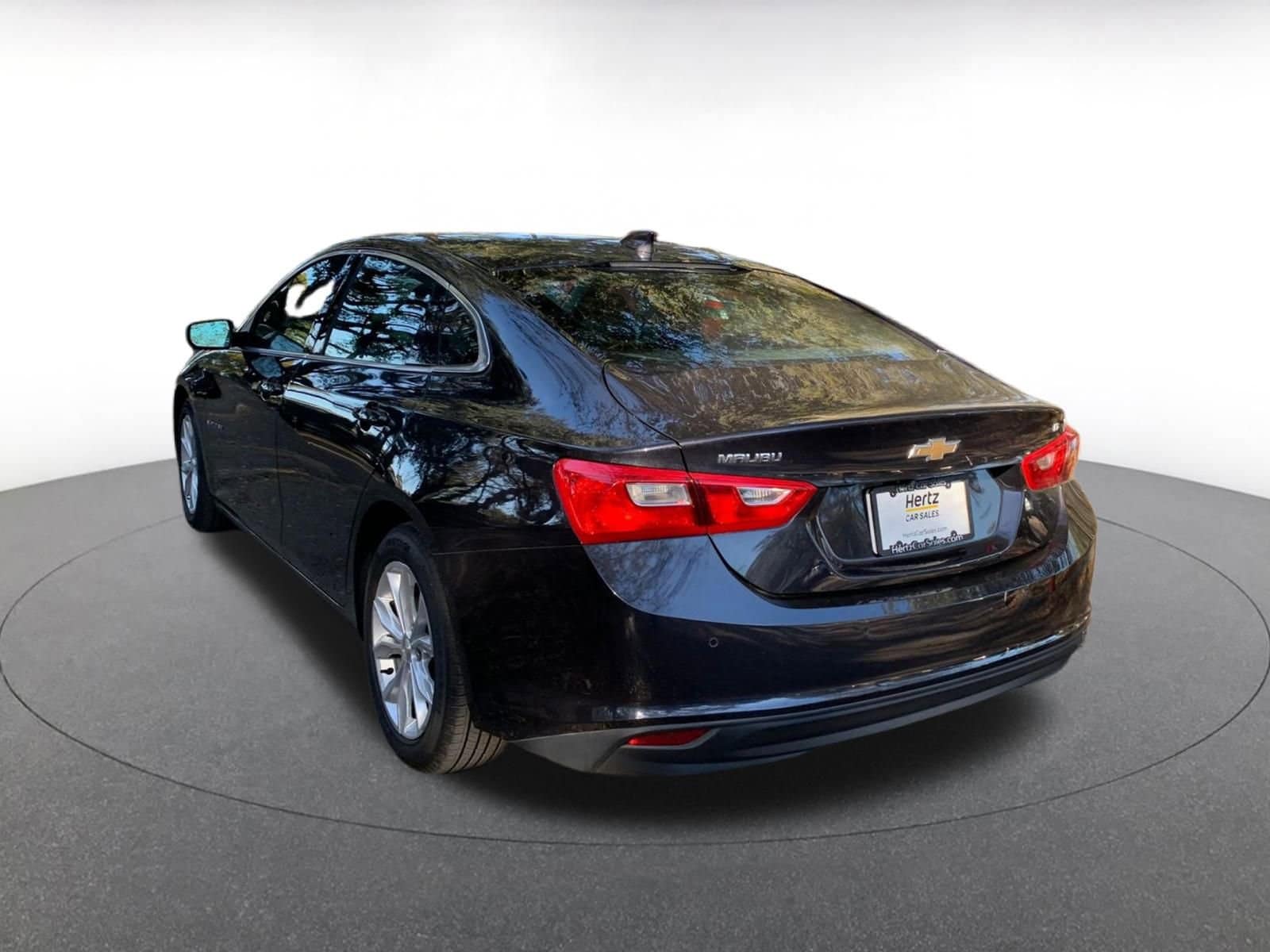 Thumbnail: 2023 Chevrolet Malibu - 5