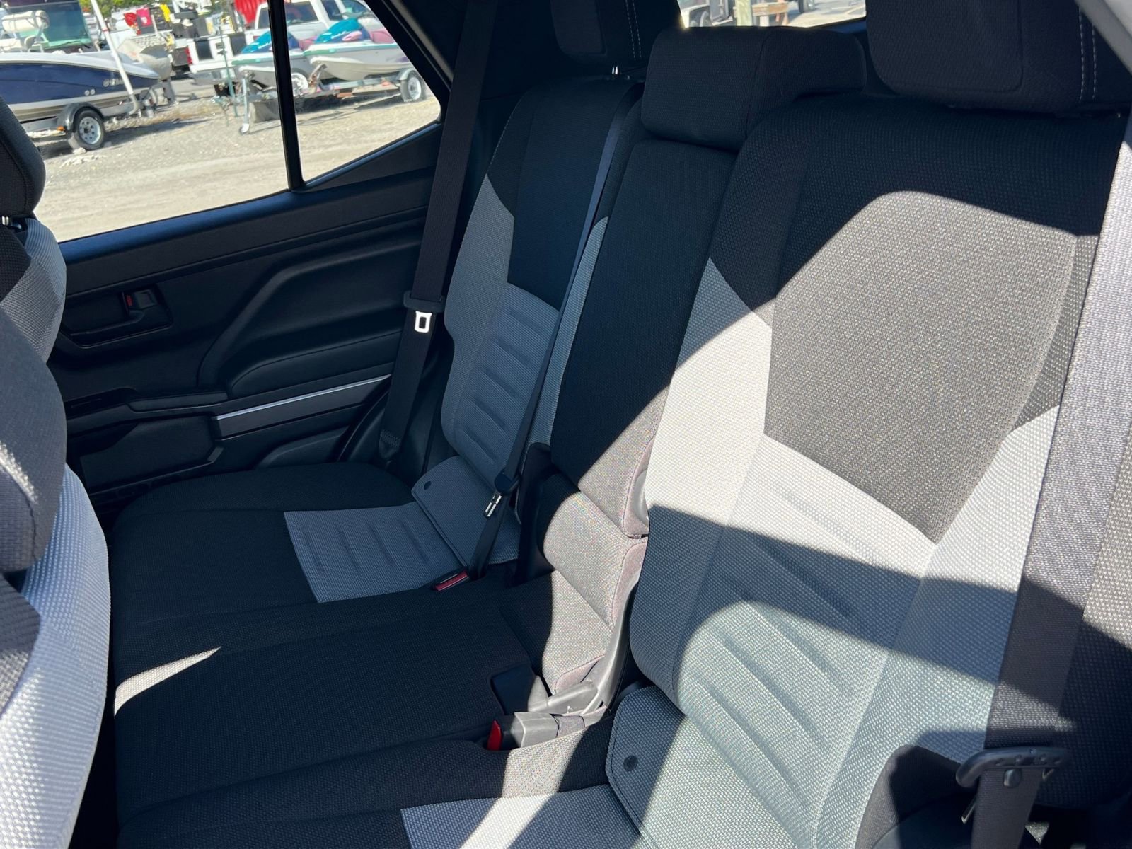 Thumbnail: 2025 Toyota 4Runner - 31