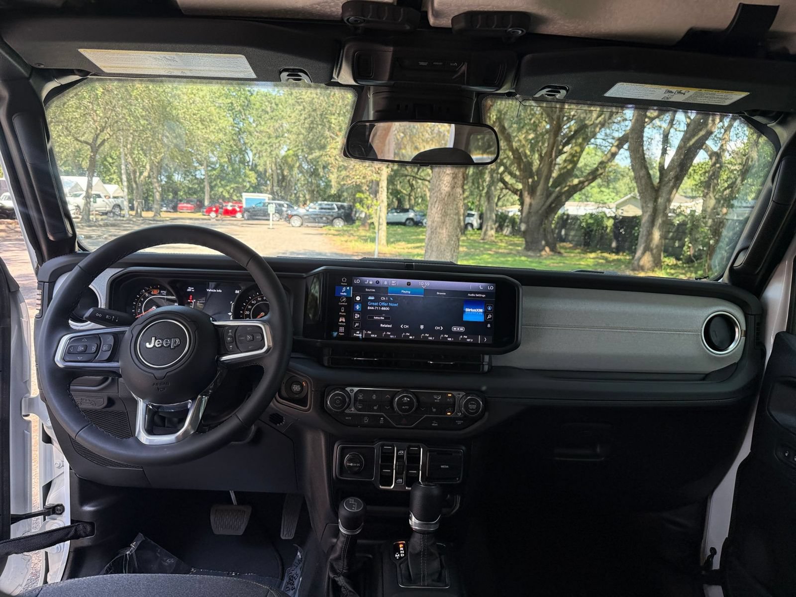 Thumbnail: 2025 Jeep Wrangler - 31