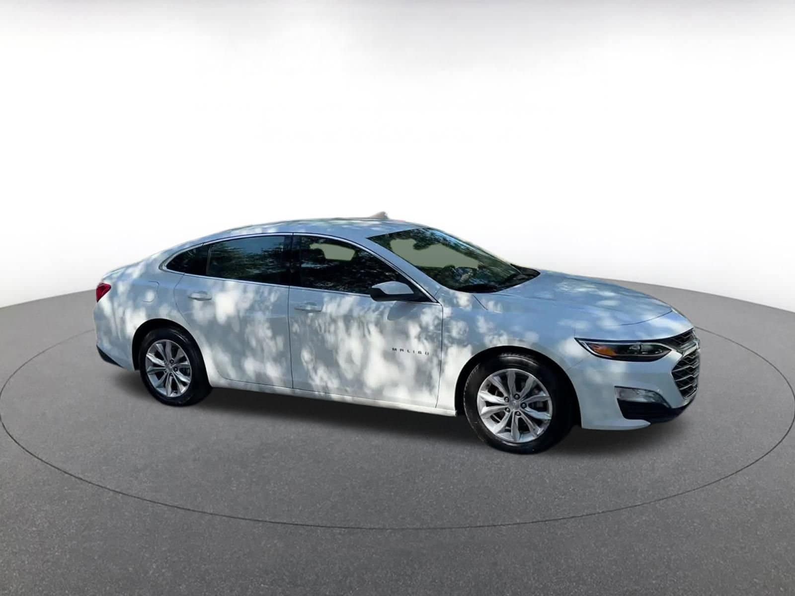Thumbnail: 2023 Chevrolet Malibu - 2