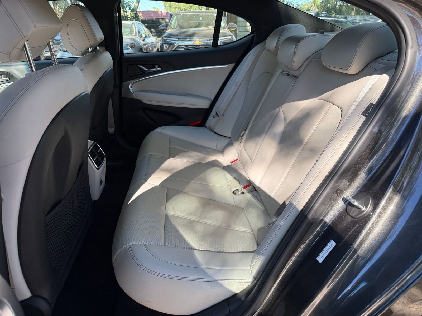 Thumbnail: 2025 Genesis G70 - 33