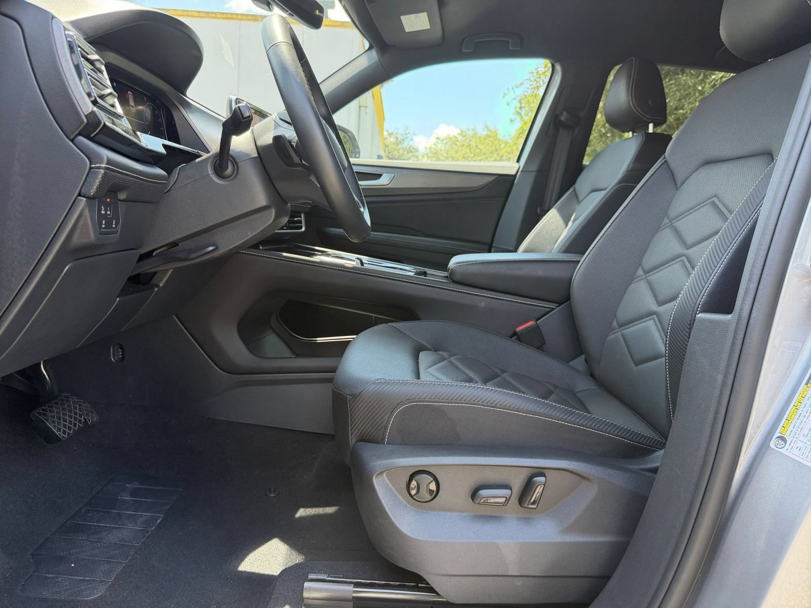Thumbnail: 2026 Volkswagen Atlas - 27