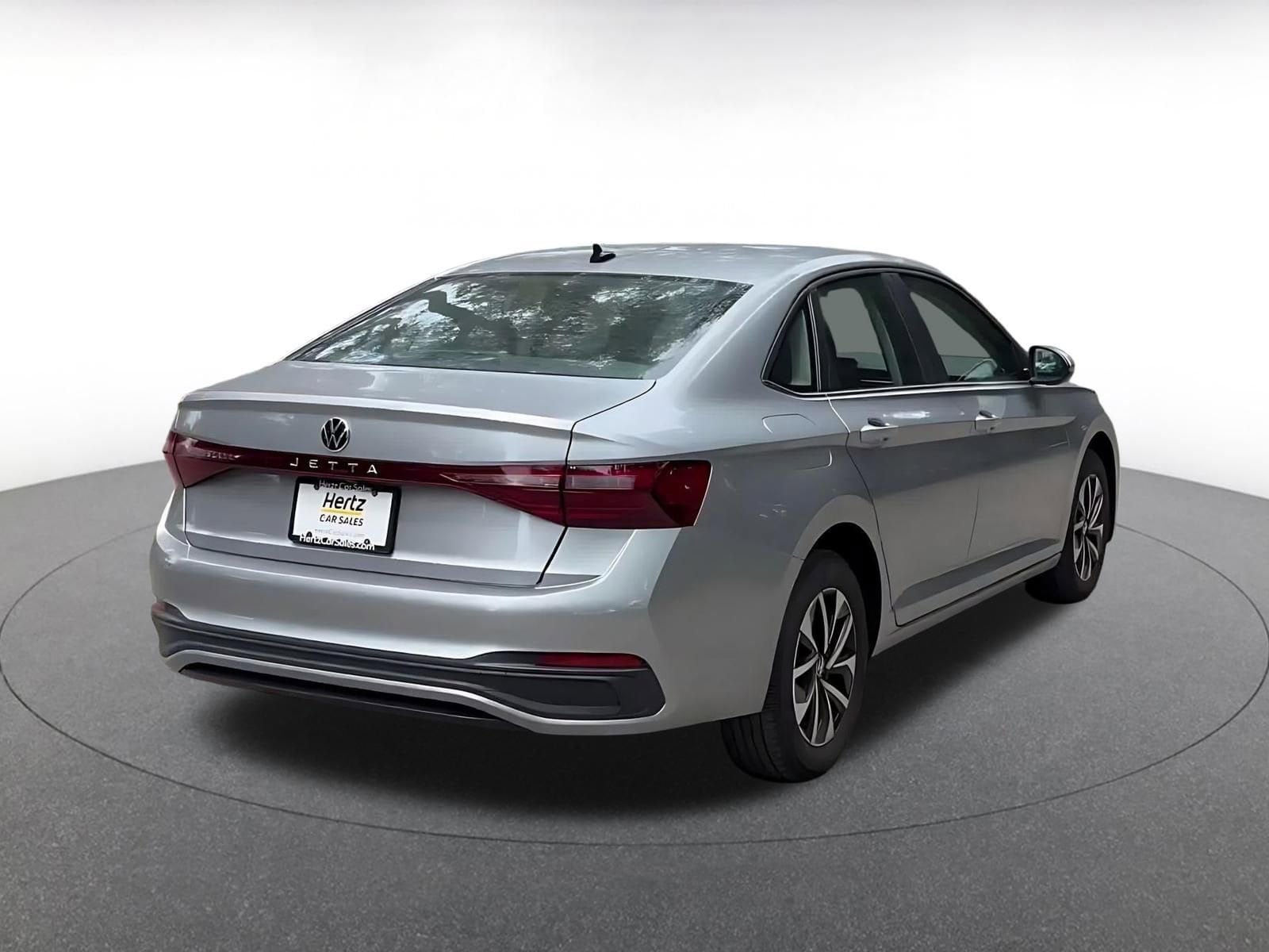 Thumbnail: 2025 Volkswagen Jetta - 14