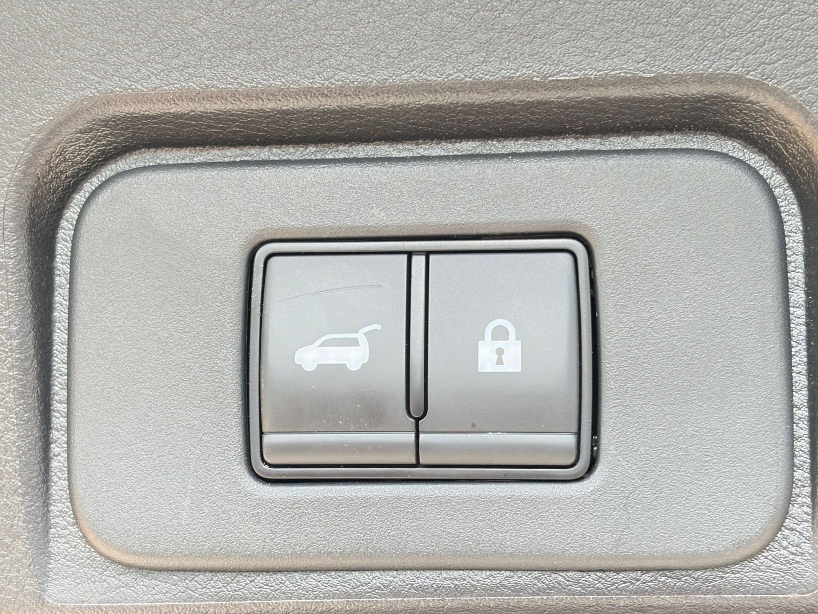 Thumbnail: 2025 Nissan Rogue - 21