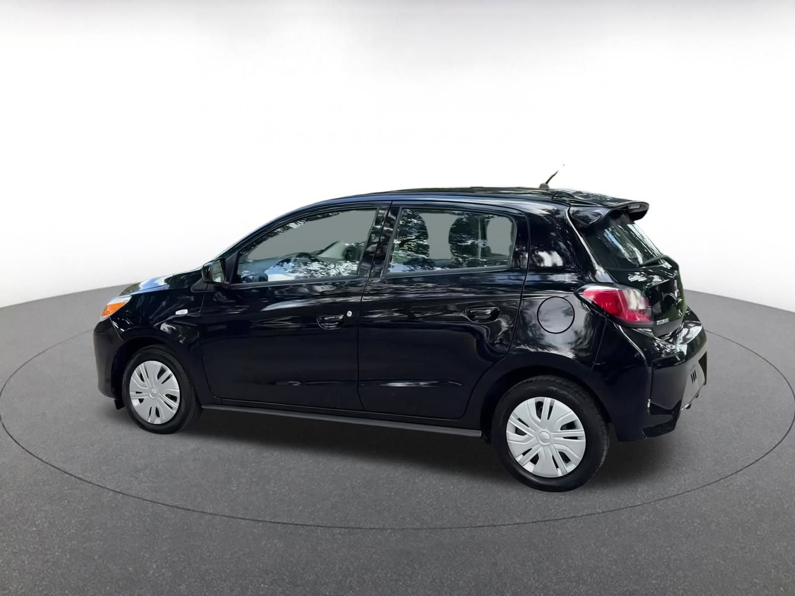 Thumbnail: 2024 Mitsubishi Mirage - 10