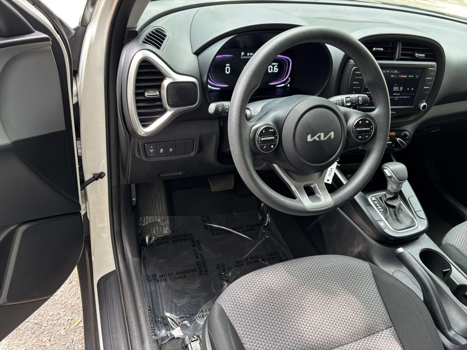 Thumbnail: 2025 Kia Soul - 32