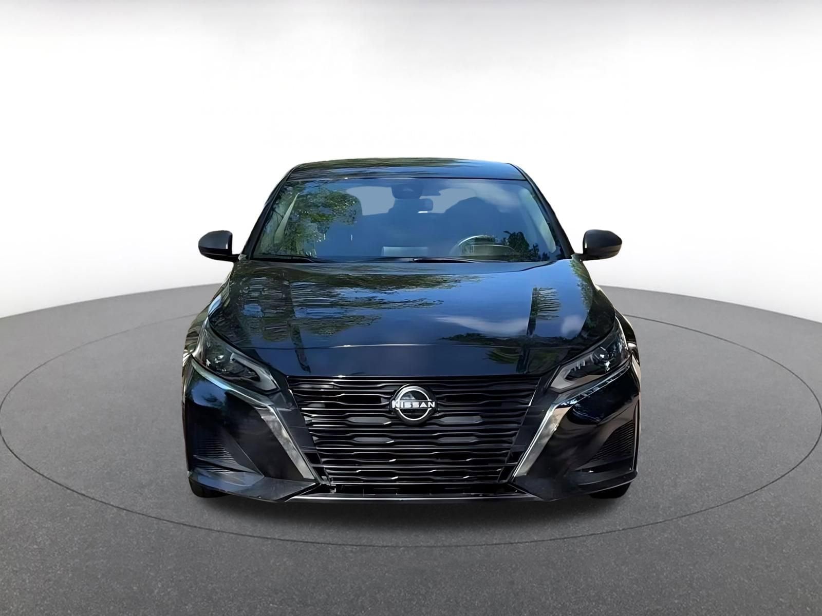Thumbnail: 2025 Nissan Altima - 4
