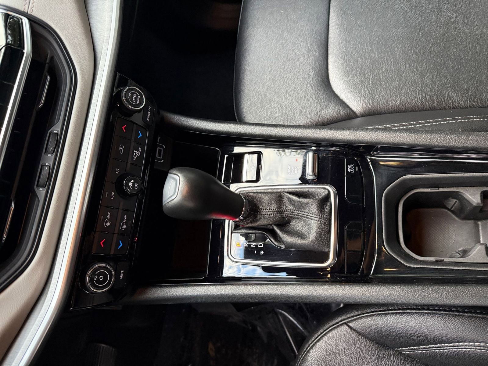 Thumbnail: 2025 Jeep Compass - 35