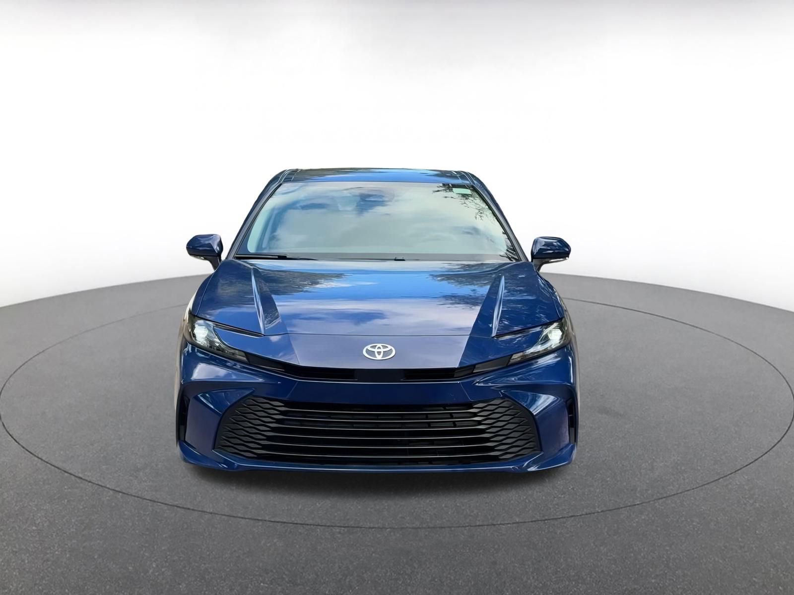 Thumbnail: 2025 Toyota Camry - 4