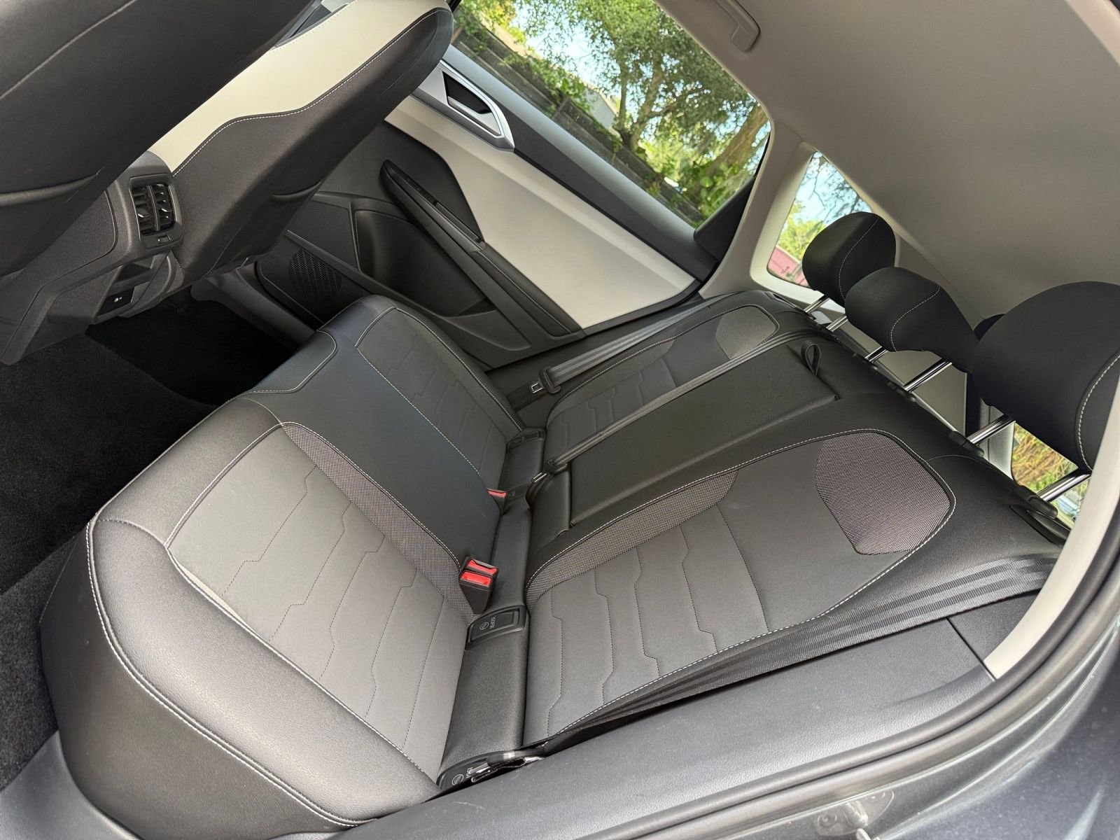 Thumbnail: 2025 Volkswagen Taos - 20