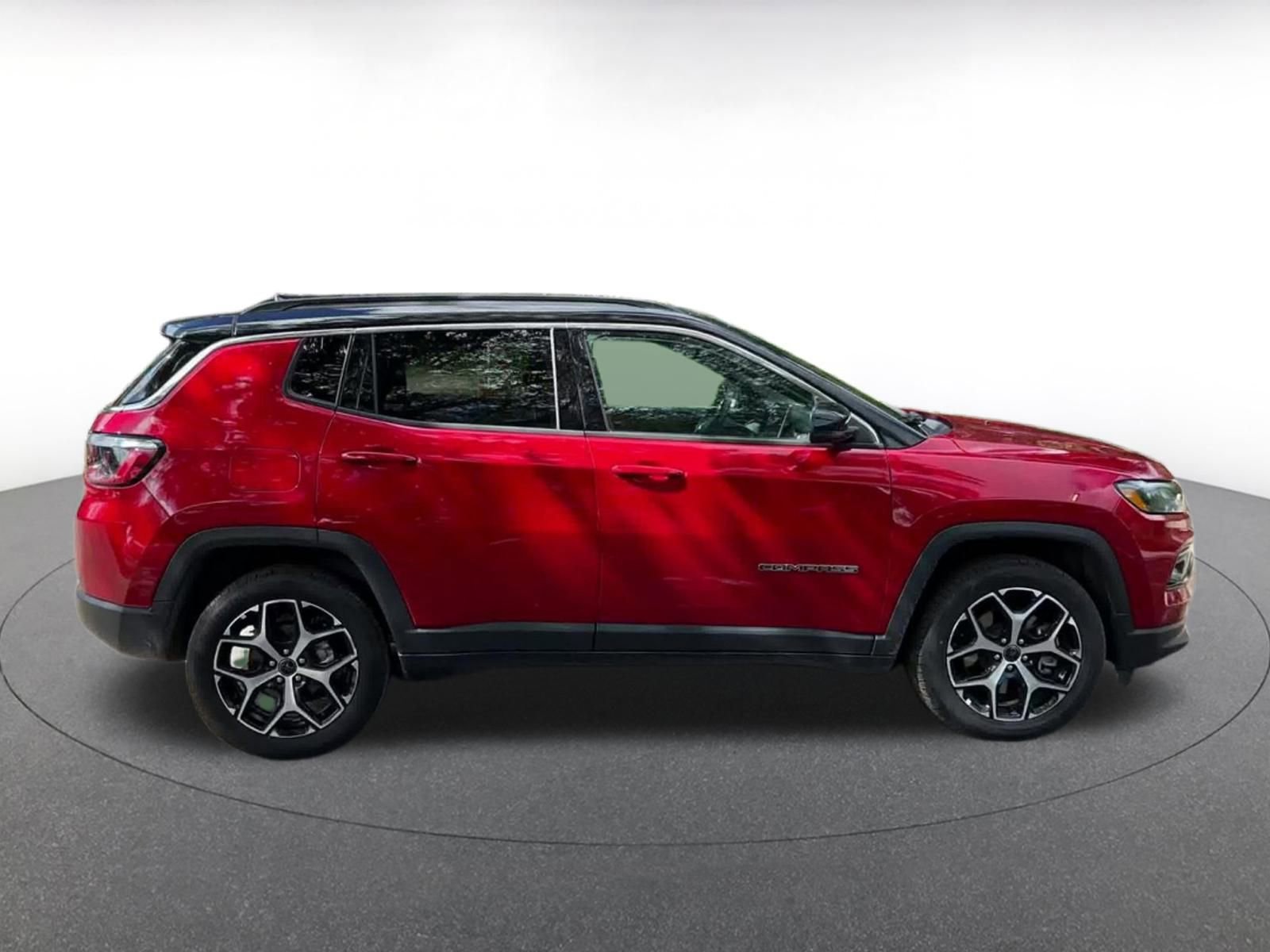 Thumbnail: 2025 Jeep Compass - 15