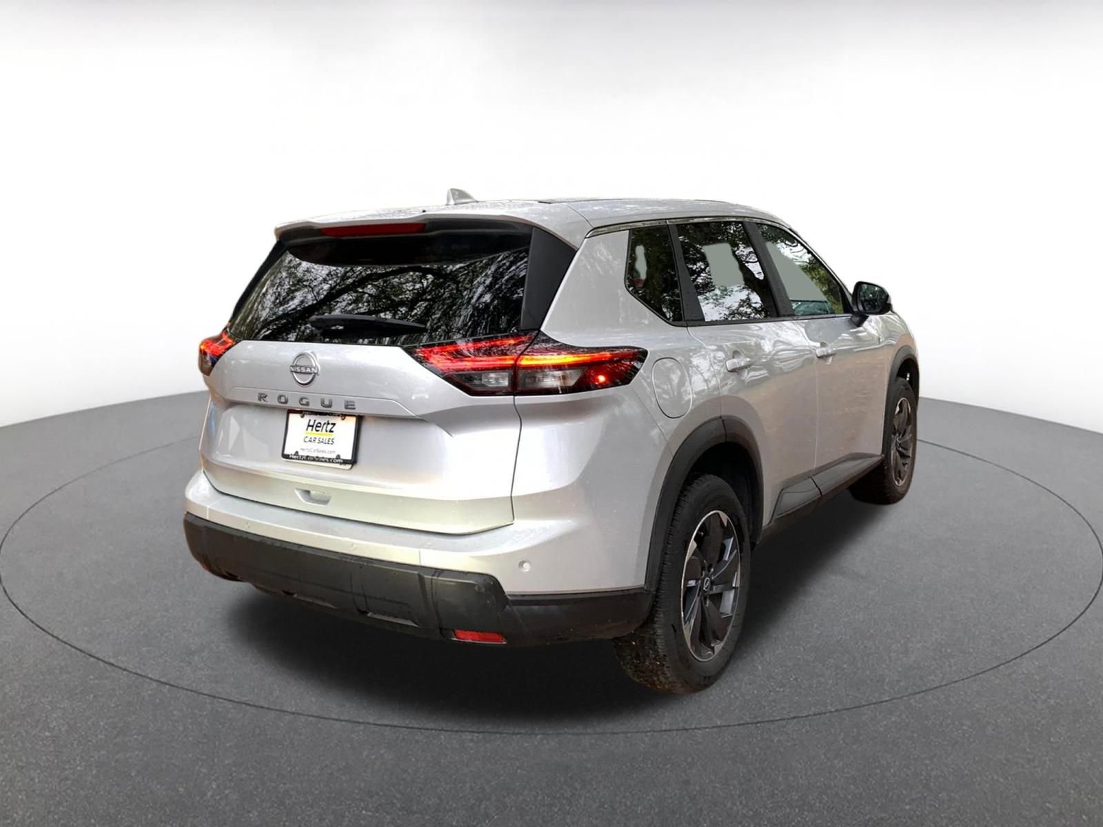 Thumbnail: 2025 Nissan Rogue - 7