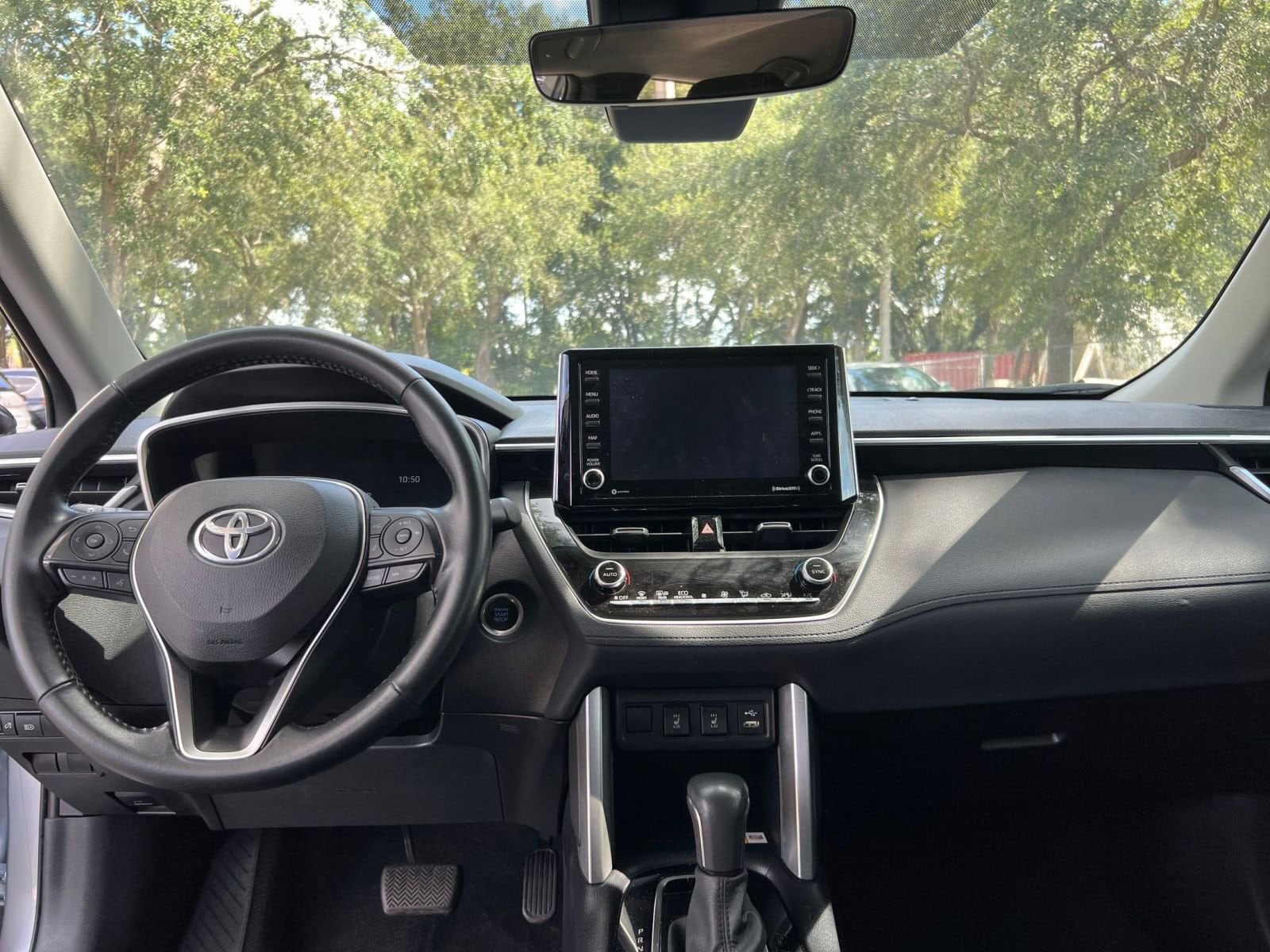 Thumbnail: 2022 Toyota Corolla Cross - 27