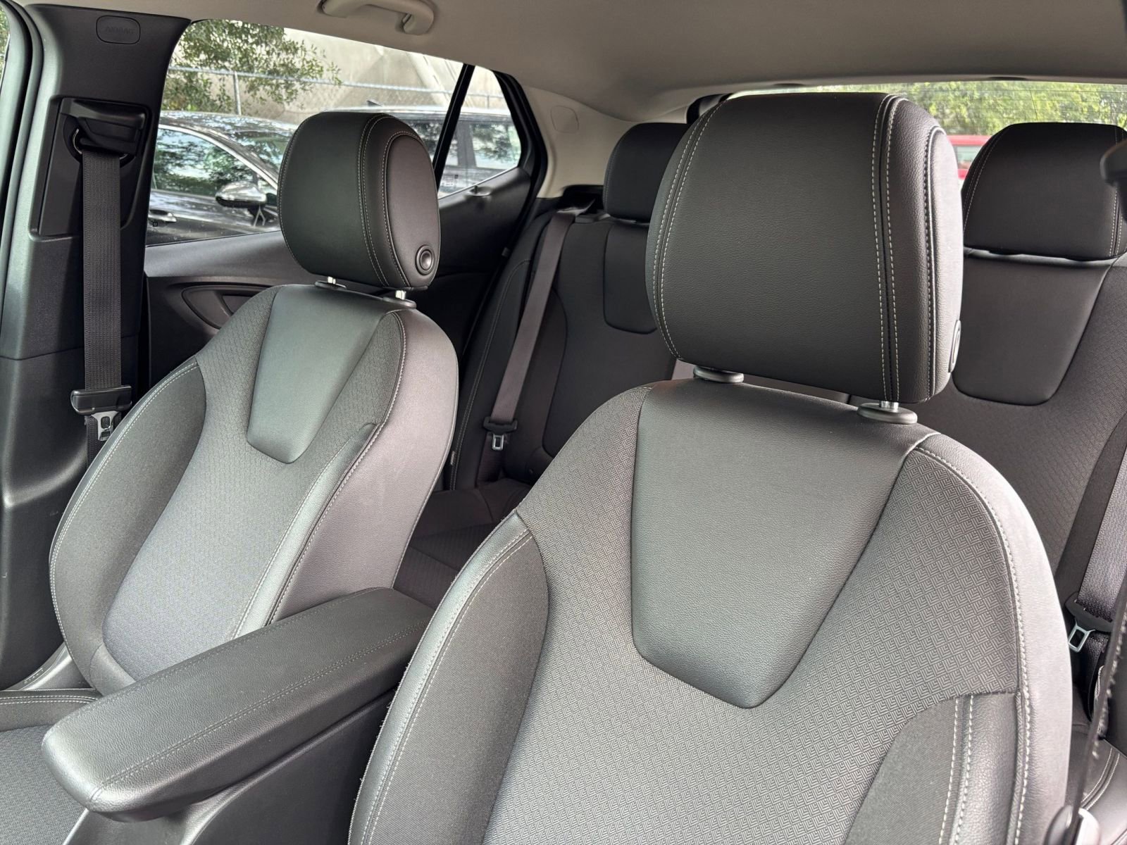 Thumbnail: 2025 Buick Encore GX - 35