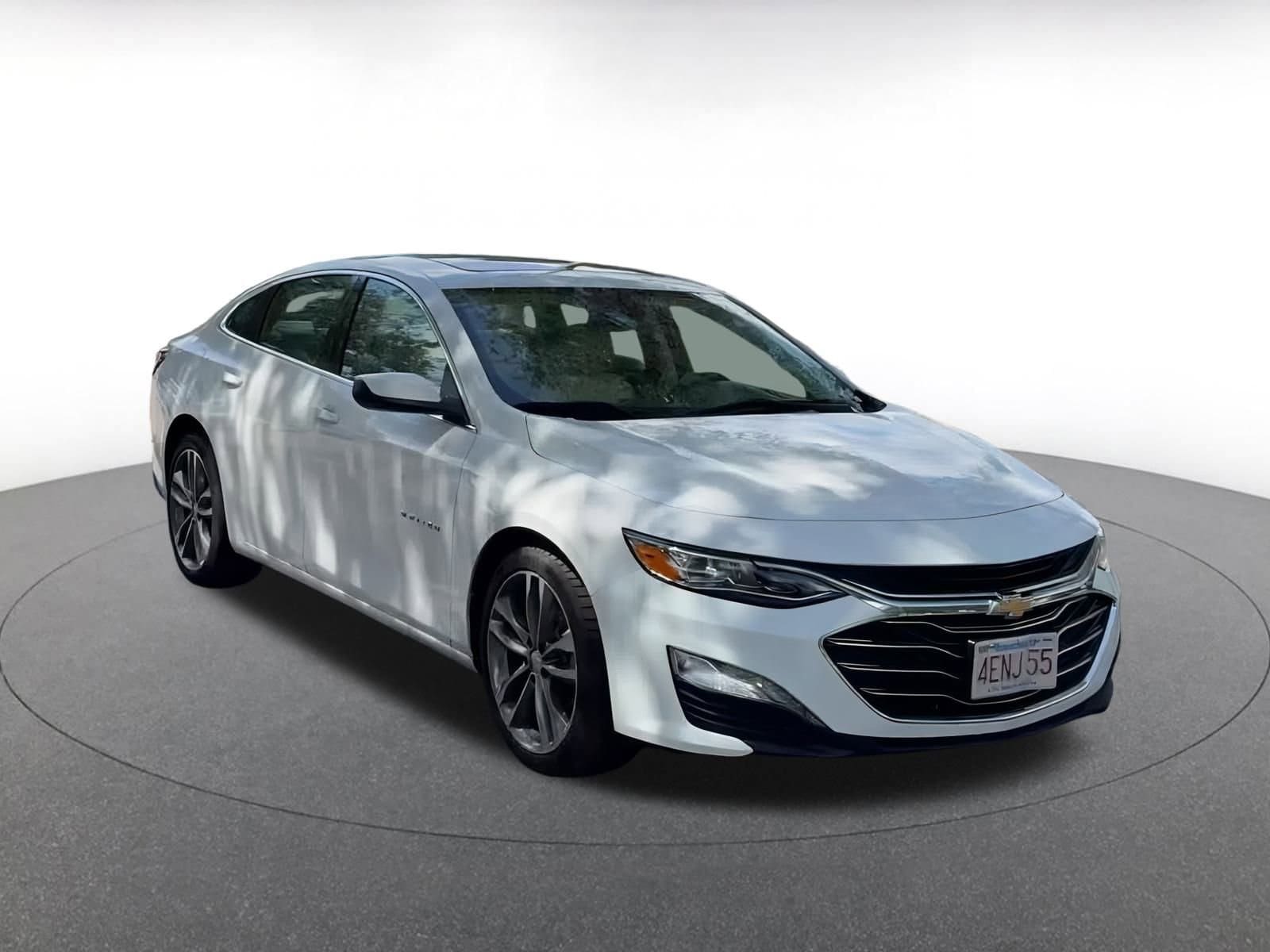 Thumbnail: 2024 Chevrolet Malibu - 3