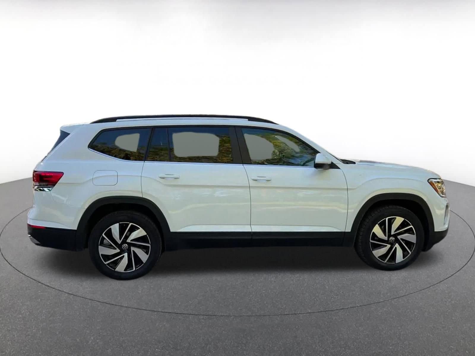 Thumbnail: 2025 Volkswagen Atlas - 16