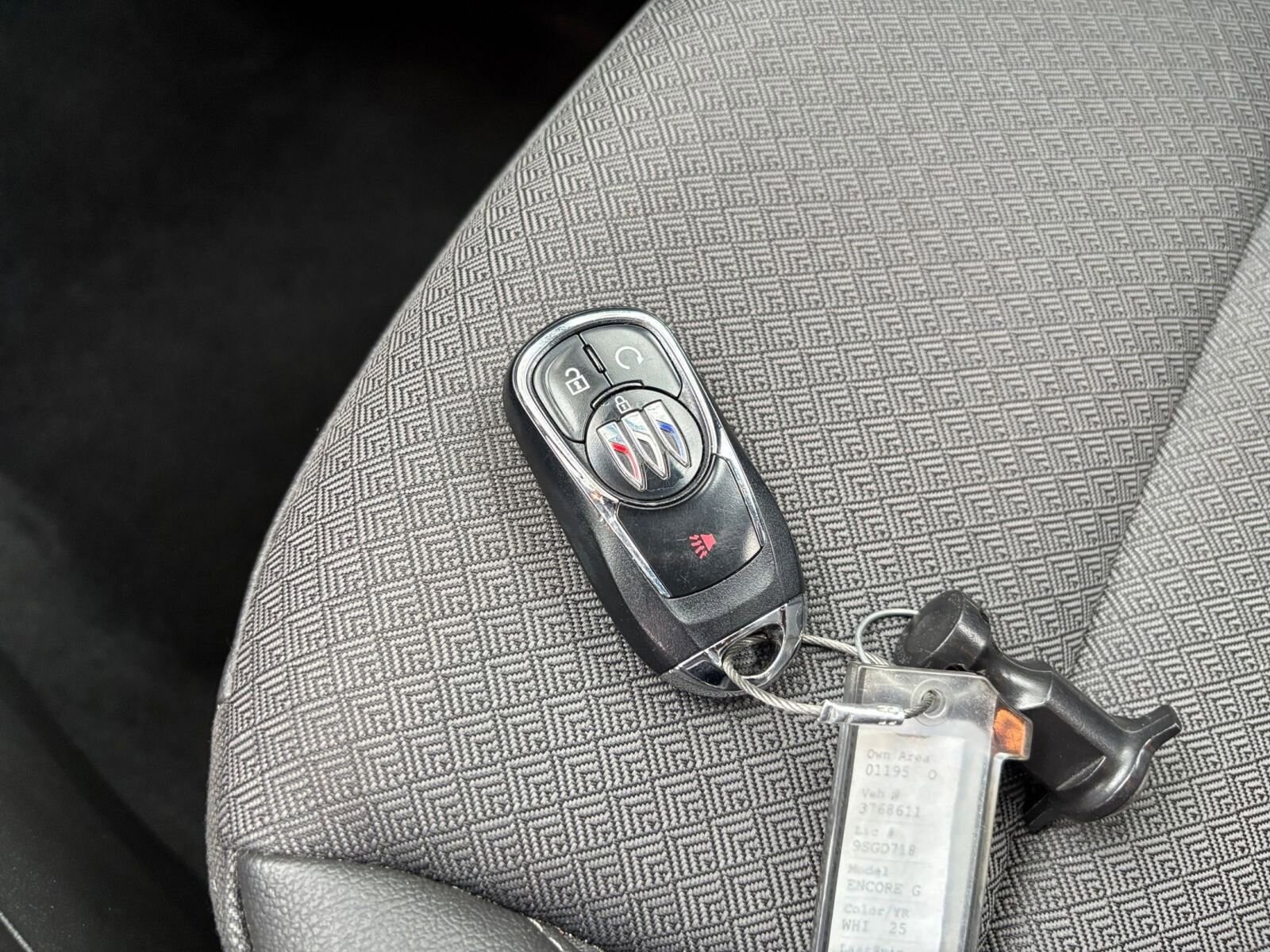 Thumbnail: 2025 Buick Encore GX - 21