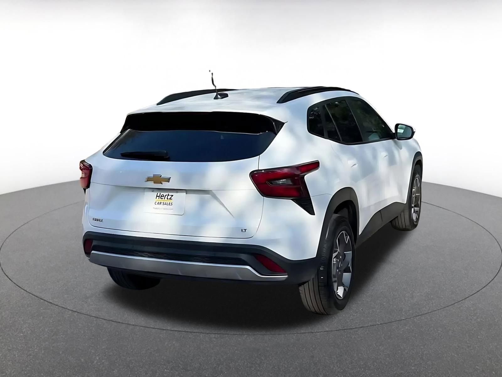 Thumbnail: 2025 Chevrolet Trax - 14