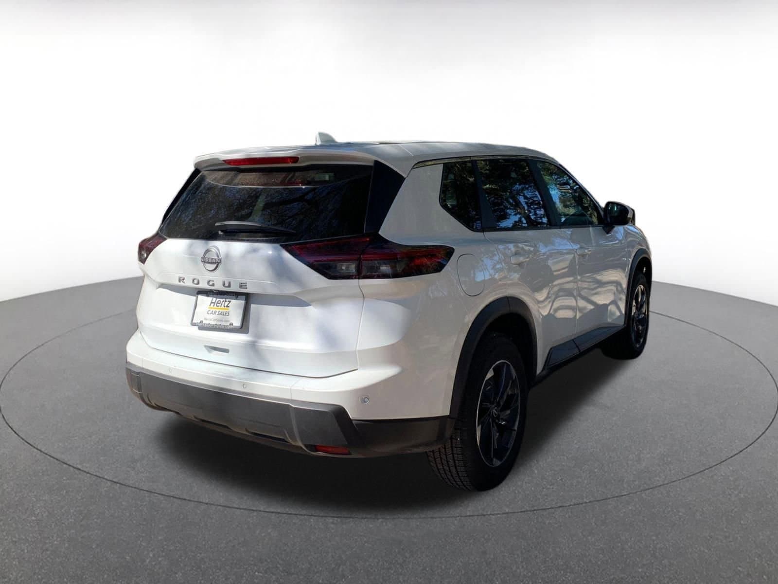 Thumbnail: 2025 Nissan Rogue - 7
