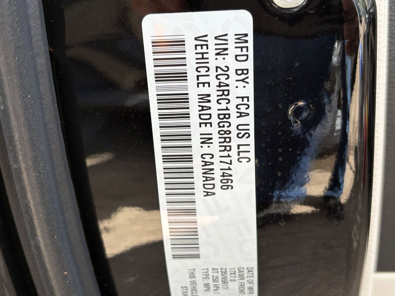 Thumbnail: 2024 Chrysler Pacifica - 32